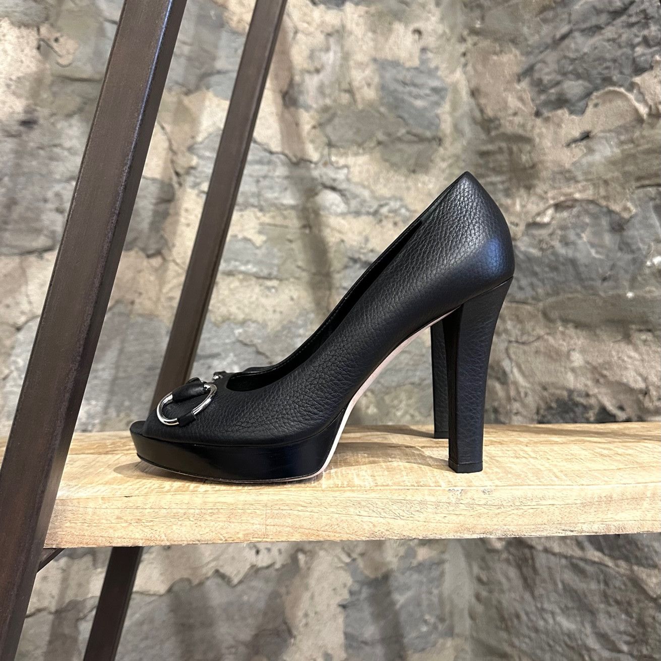 Gucci Gucci Black Platform Silver Accent Opened Toe Pumps Size US 10 / IT 40 - 7 Thumbnail