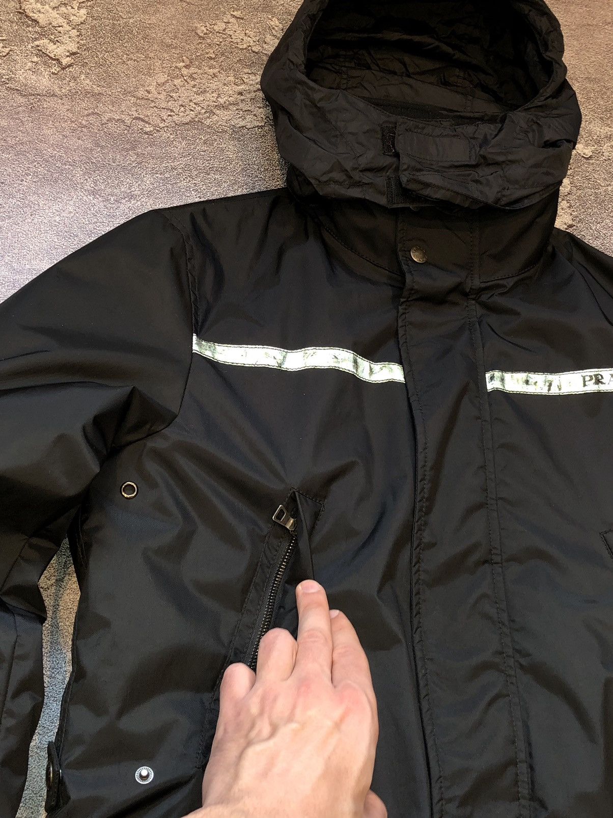 Prada Vintage Prada Water Proof Jacket With Hood B0131 Size US M / EU 48-50 / 2 - 13 Thumbnail