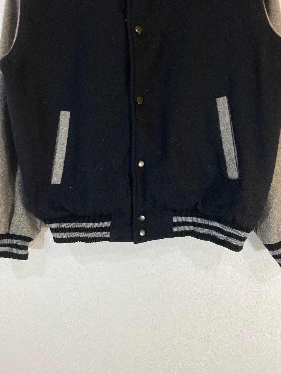 Japanese Brand Japanese Brands Wool Varsity Jacket Nice Design Size US L / EU 52-54 / 3 - 5 Thumbnail