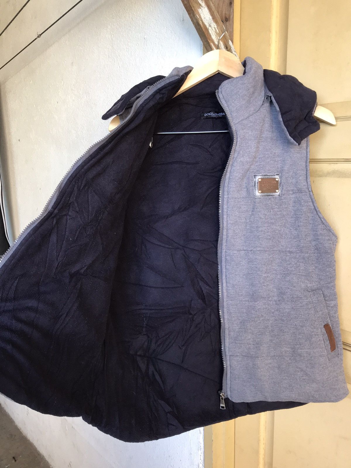 Dolce & Gabbana Vintage Dolce & Gabbana Vest Warm Jacket Hoodie Size US L / EU 52-54 / 3 - 15 Thumbnail