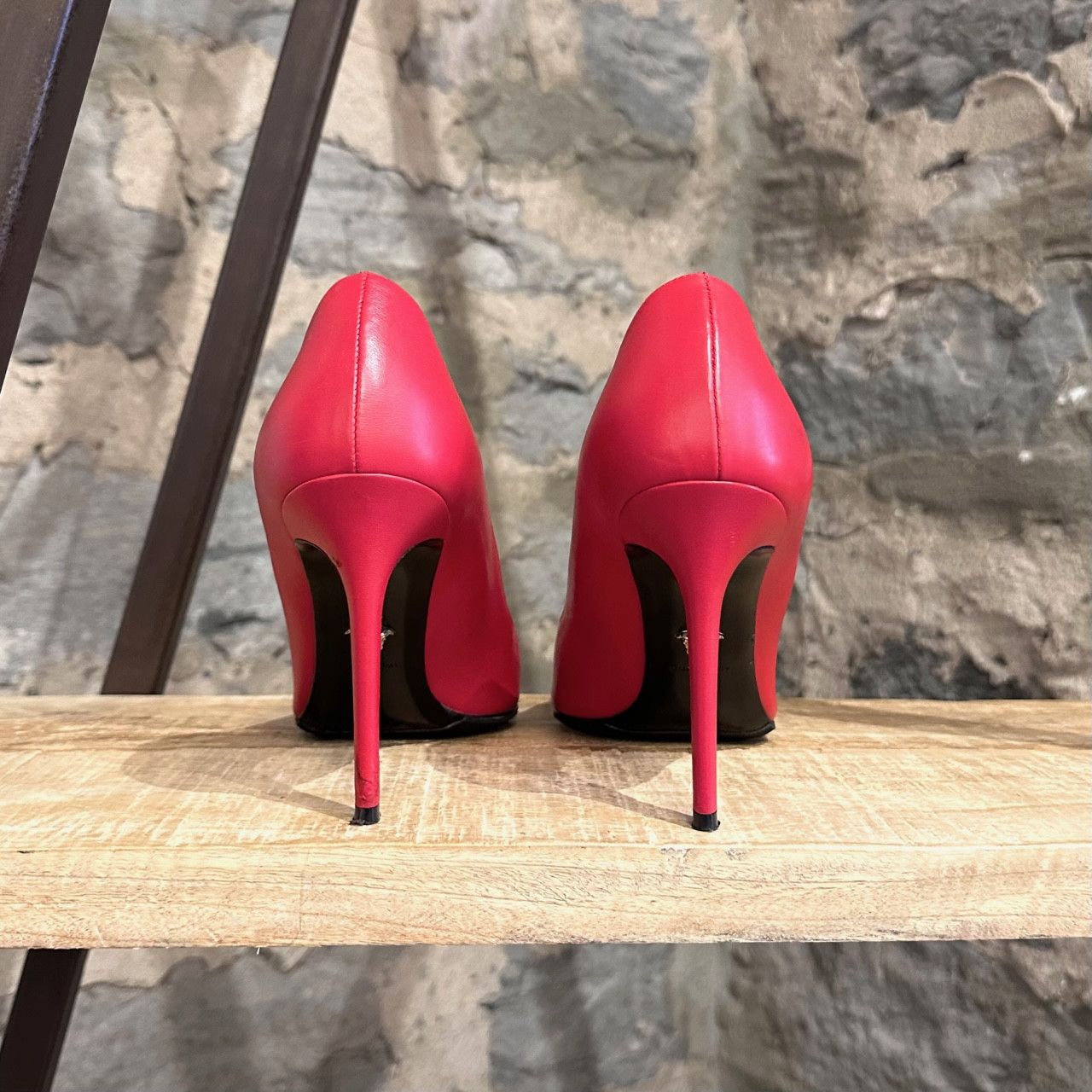 Versace Versace Red Leather Medusa Door Knocker Pumps Size US 10 / IT 40 - 7 Thumbnail