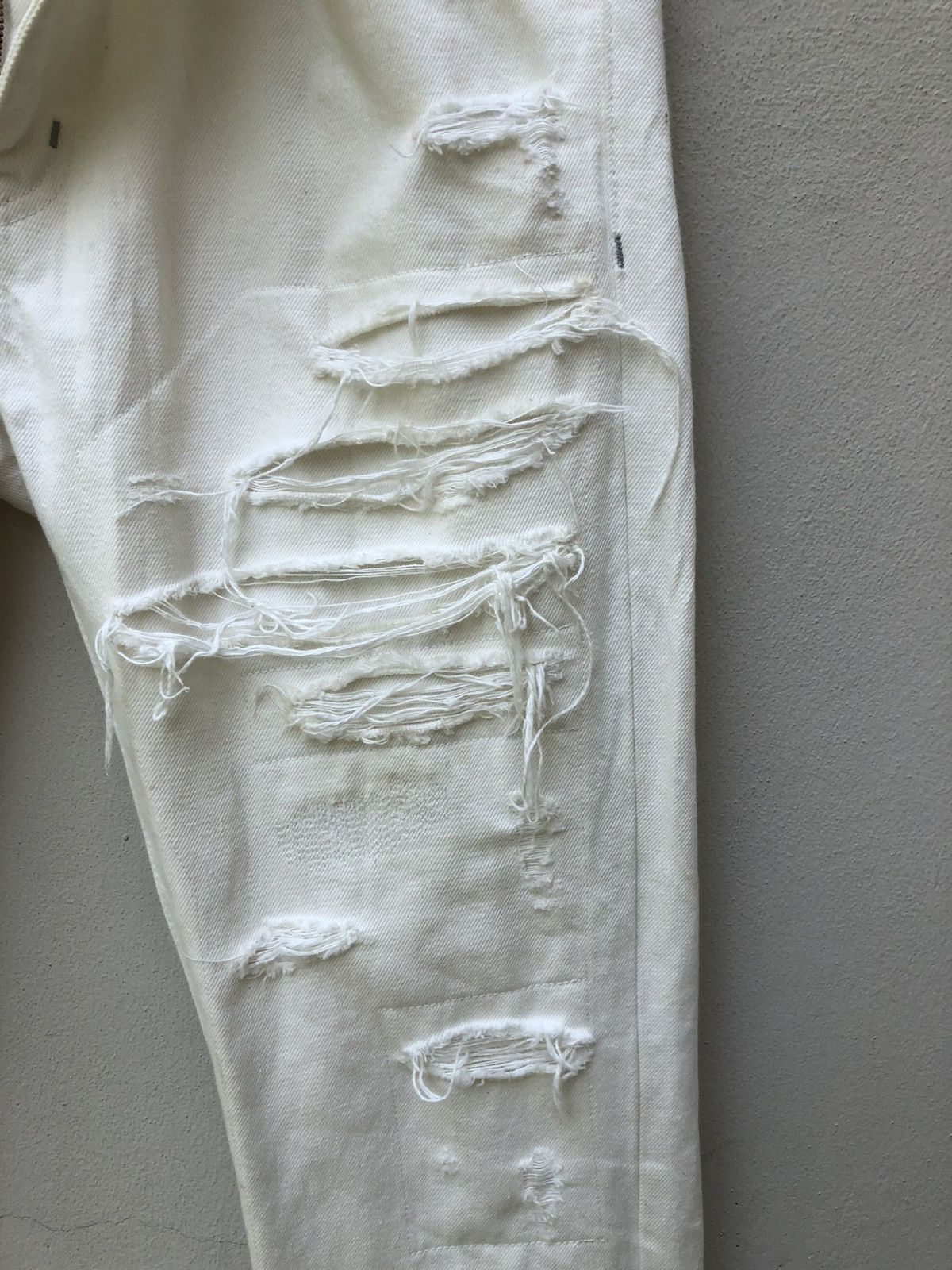 Vintage Lyric Made in Japan Rips Distressed Patchwork White Denim Size US 31 - 8 Thumbnail