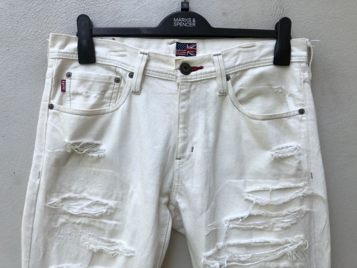 Vintage Lyric Made in Japan Rips Distressed Patchwork White Denim Size US 31 - 2 Thumbnail