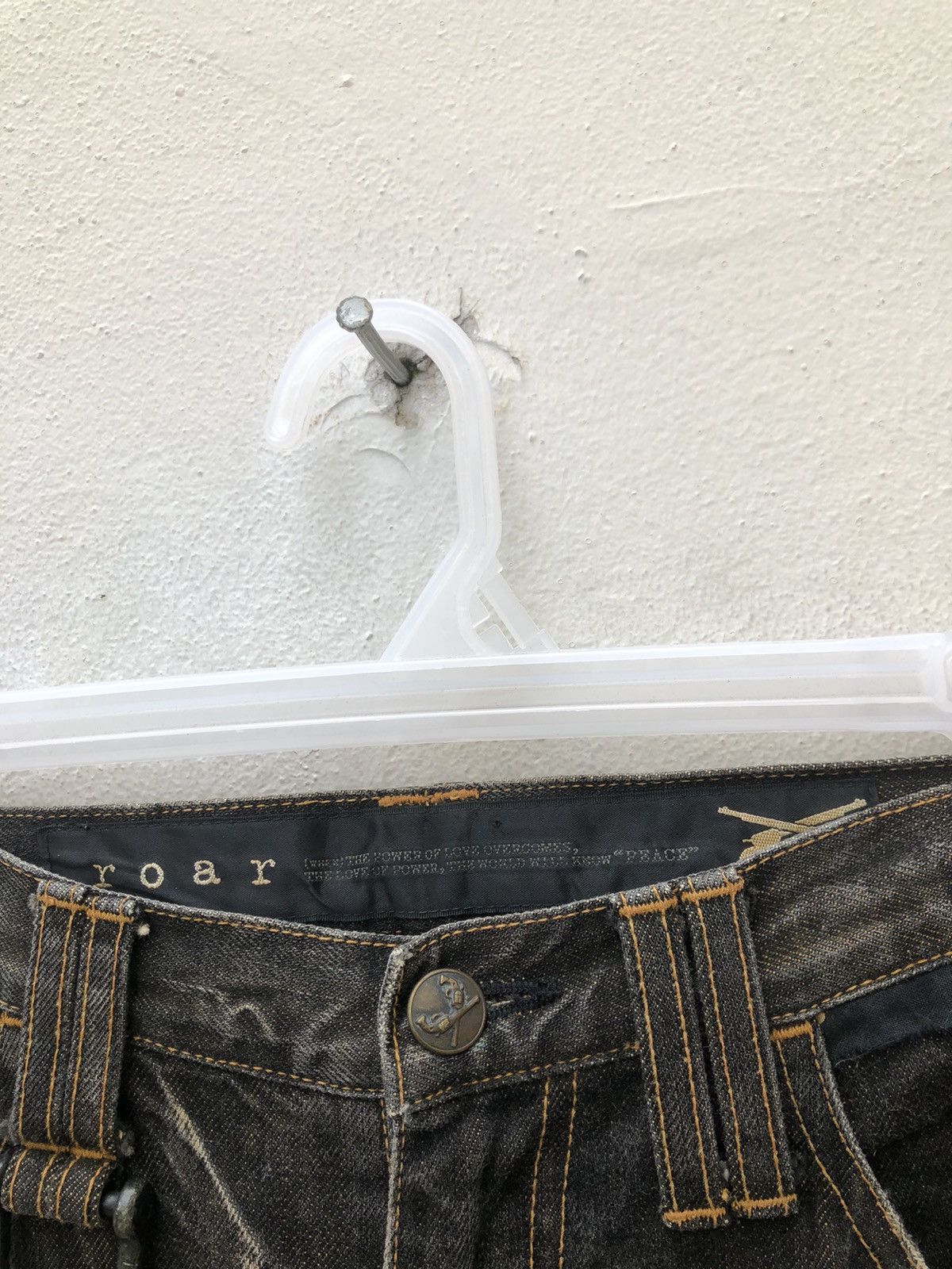 Japanese Brand × roarguns Vintage Roarguns Japan Distressed Ripped Fade Denim Jeans Size US 31 - 8 Thumbnail