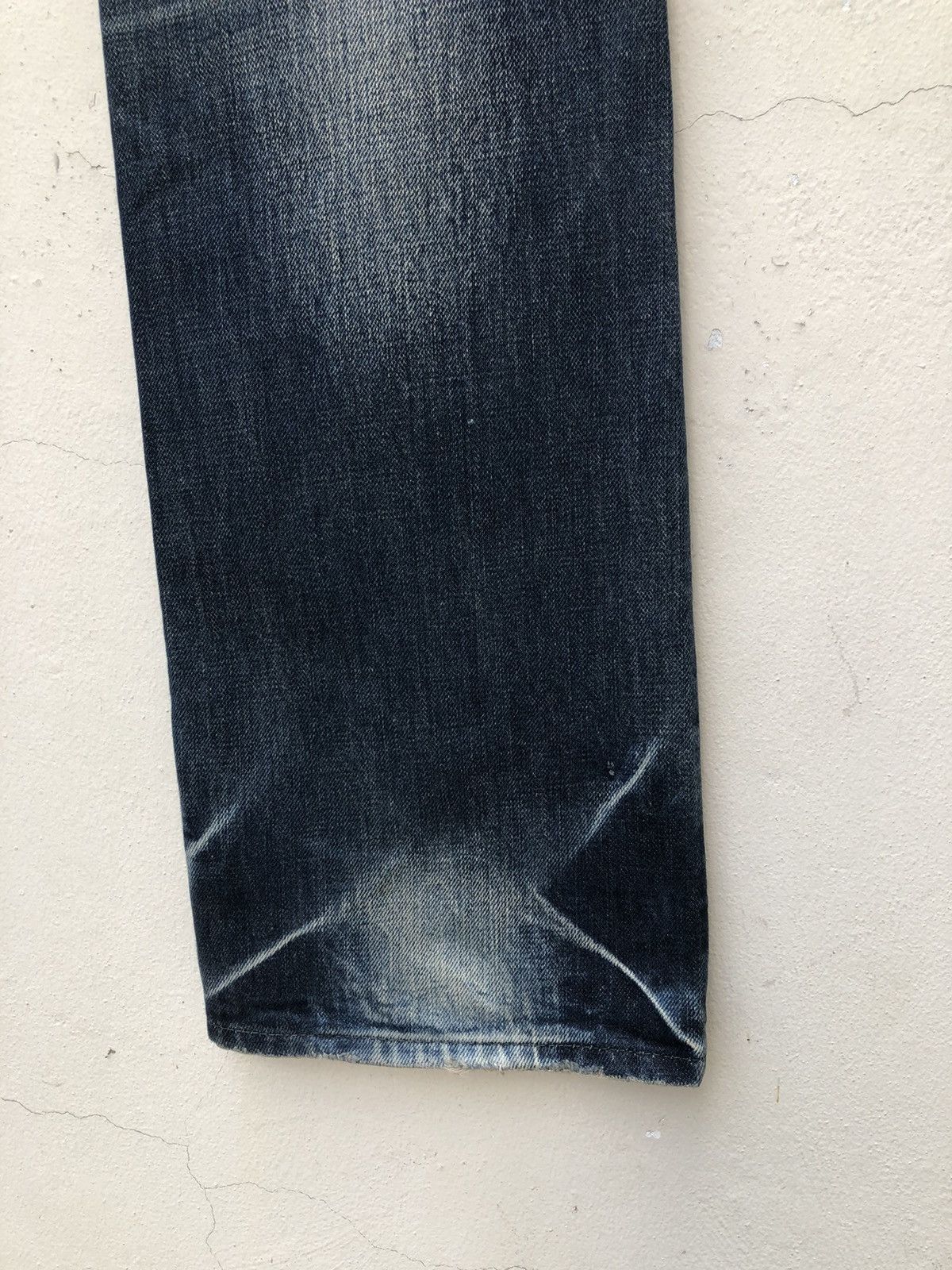 roarguns ROARGuns Made in Japan Slightly Ripped Denim Jeans Size US 32 / EU 48 - 21 Thumbnail