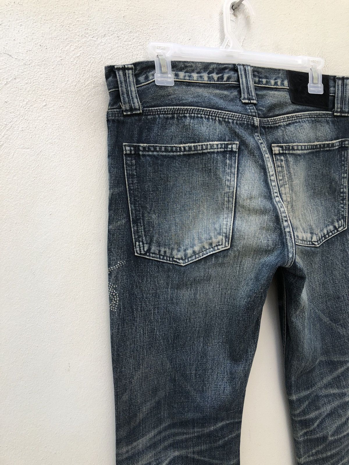 roarguns ROARGuns Made in Japan Slightly Ripped Denim Jeans Size US 32 / EU 48 - 16 Thumbnail