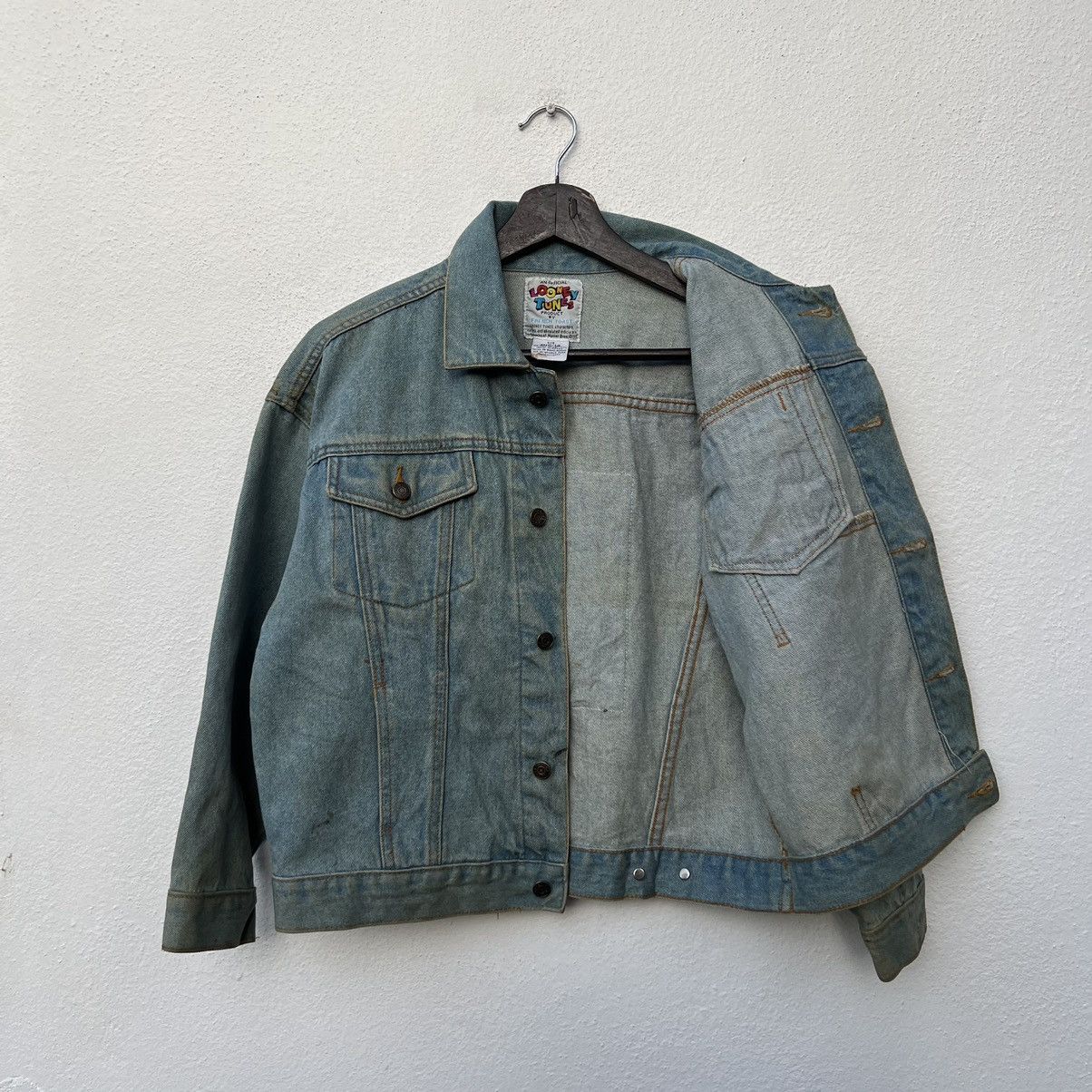 Cartoon Network × Japanese Brand VINTAGE LOONEY TUNES BIG LOGO CARTOON DENIM JACKET Size US M / EU 48-50 / 2 - 11 Thumbnail