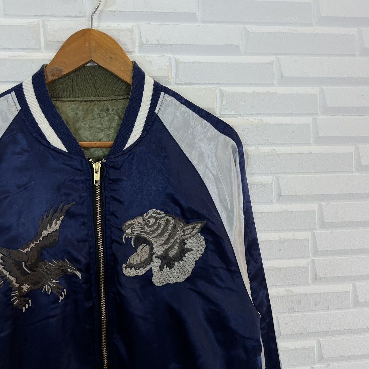 Japanese Brand RARE SUKAJAN JACKET DRAGON TIGER EMBROIDED BIG LOGO Size US L / EU 52-54 / 3 - 7 Thumbnail