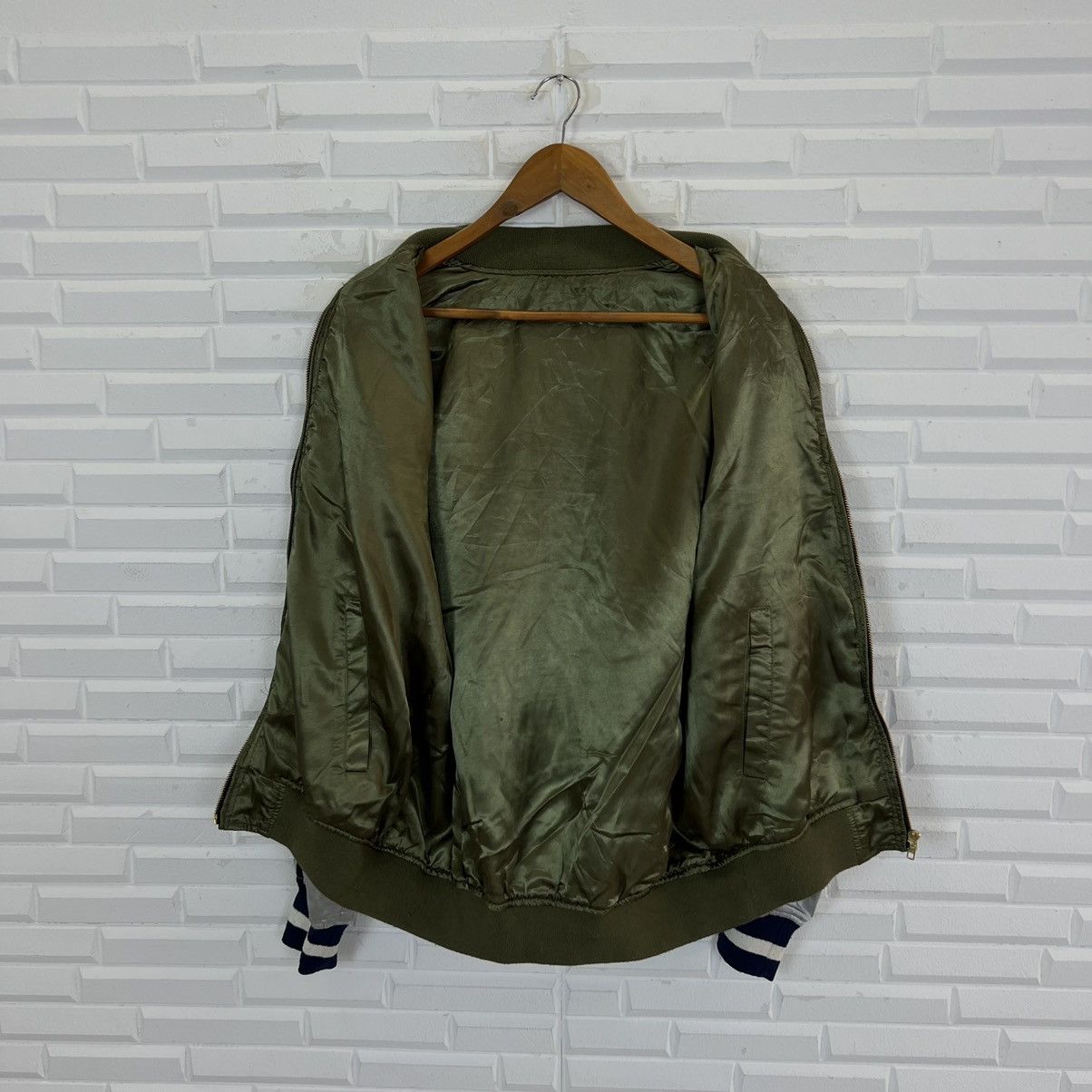 Japanese Brand RARE SUKAJAN JACKET DRAGON TIGER EMBROIDED BIG LOGO Size US L / EU 52-54 / 3 - 11 Thumbnail