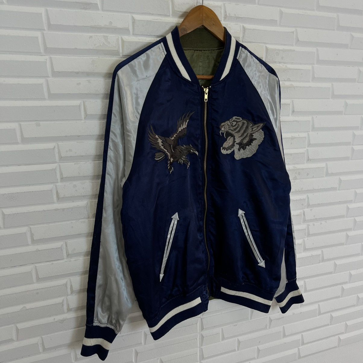 Japanese Brand RARE SUKAJAN JACKET DRAGON TIGER EMBROIDED BIG LOGO Size US L / EU 52-54 / 3 - 5 Thumbnail