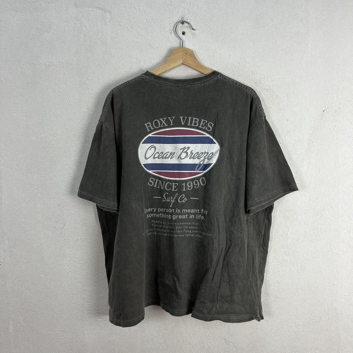 Japanese Brand VINTAGE ROXY VIBES TEE BIG LOGO FADED BY SUN DESIGN Size US M / EU 48-50 / 2 - 5 Thumbnail