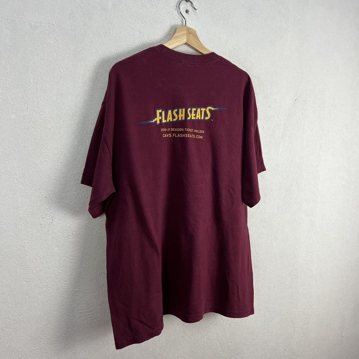 Vintage VINTAGE TEE CAVALIERS BASKETBALL BIG LOGO Size US XL / EU 56 / 4 - 7 Thumbnail