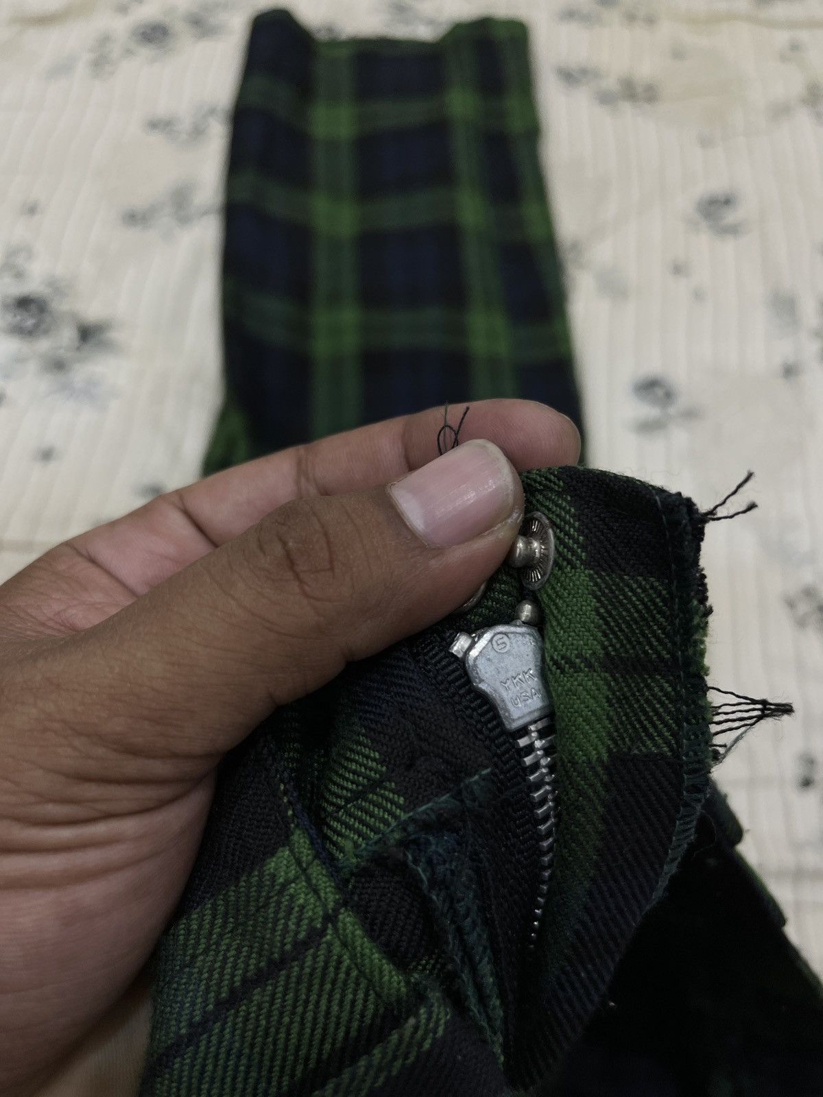 No Future (Mmmm)🔥RARE VINTAGE NO FUTURE BONDAGE PUNKS PANTS Size US 32 / EU 48 - 9 Thumbnail