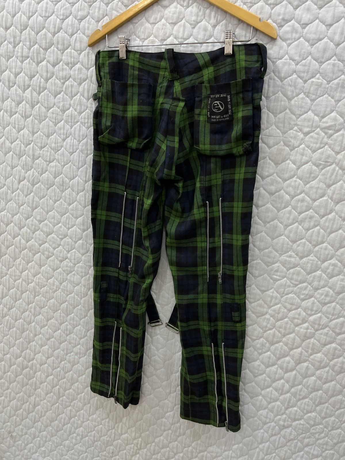 No Future (Mmmm)🔥RARE VINTAGE NO FUTURE BONDAGE PUNKS PANTS Size US 32 / EU 48 - 3 Thumbnail