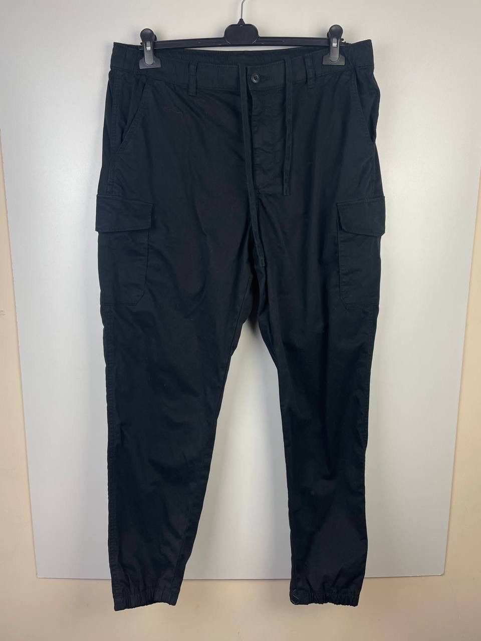 Uniqlo Uniqlo luxury cargo pants size xl Size US 36 / EU 52 - 1 Thumbnail