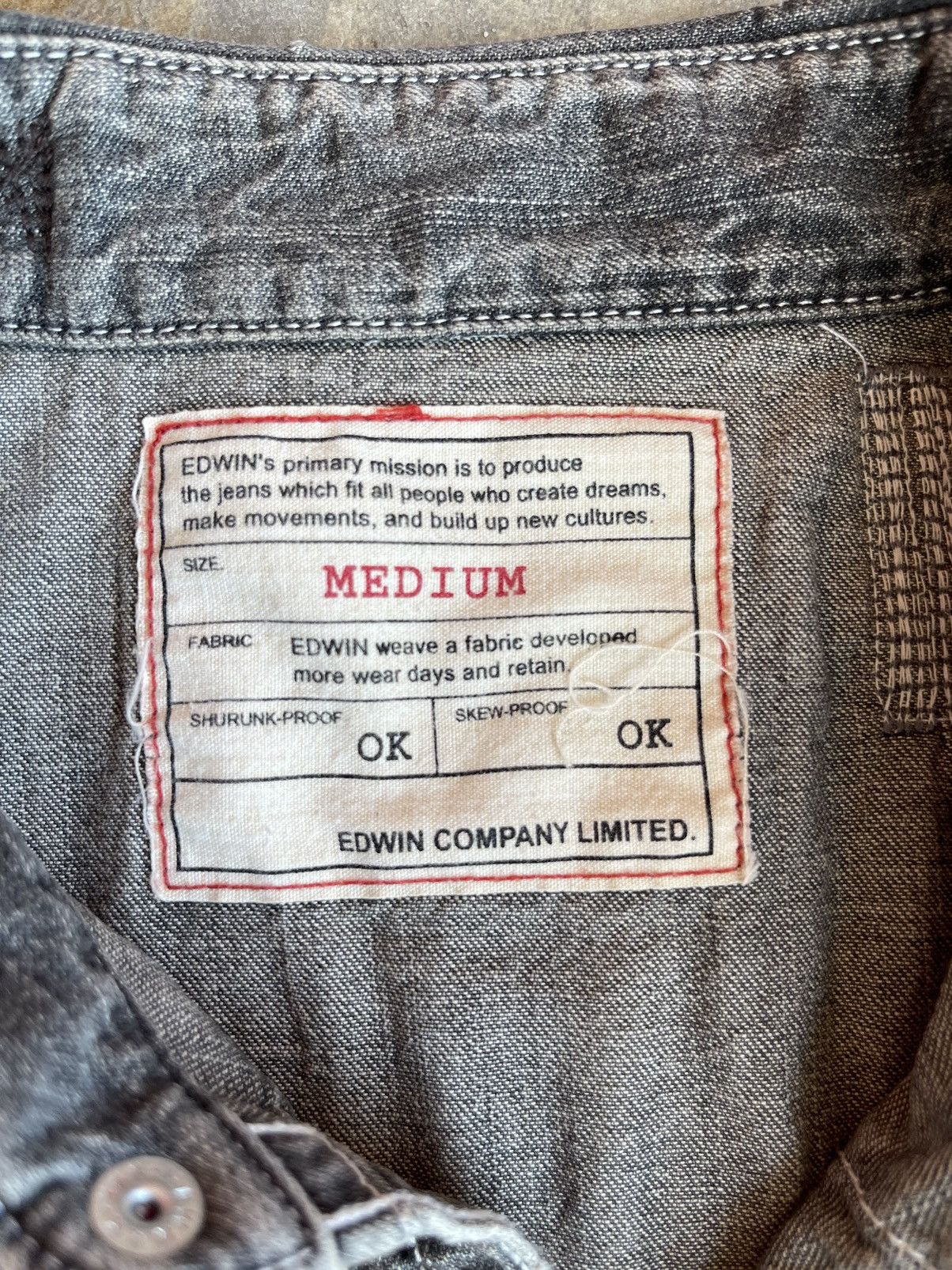 Edwin Vintage Edwin Chambray Distressed Button Inspired Kapital Size US S / EU 44-46 / 1 - 21 Thumbnail