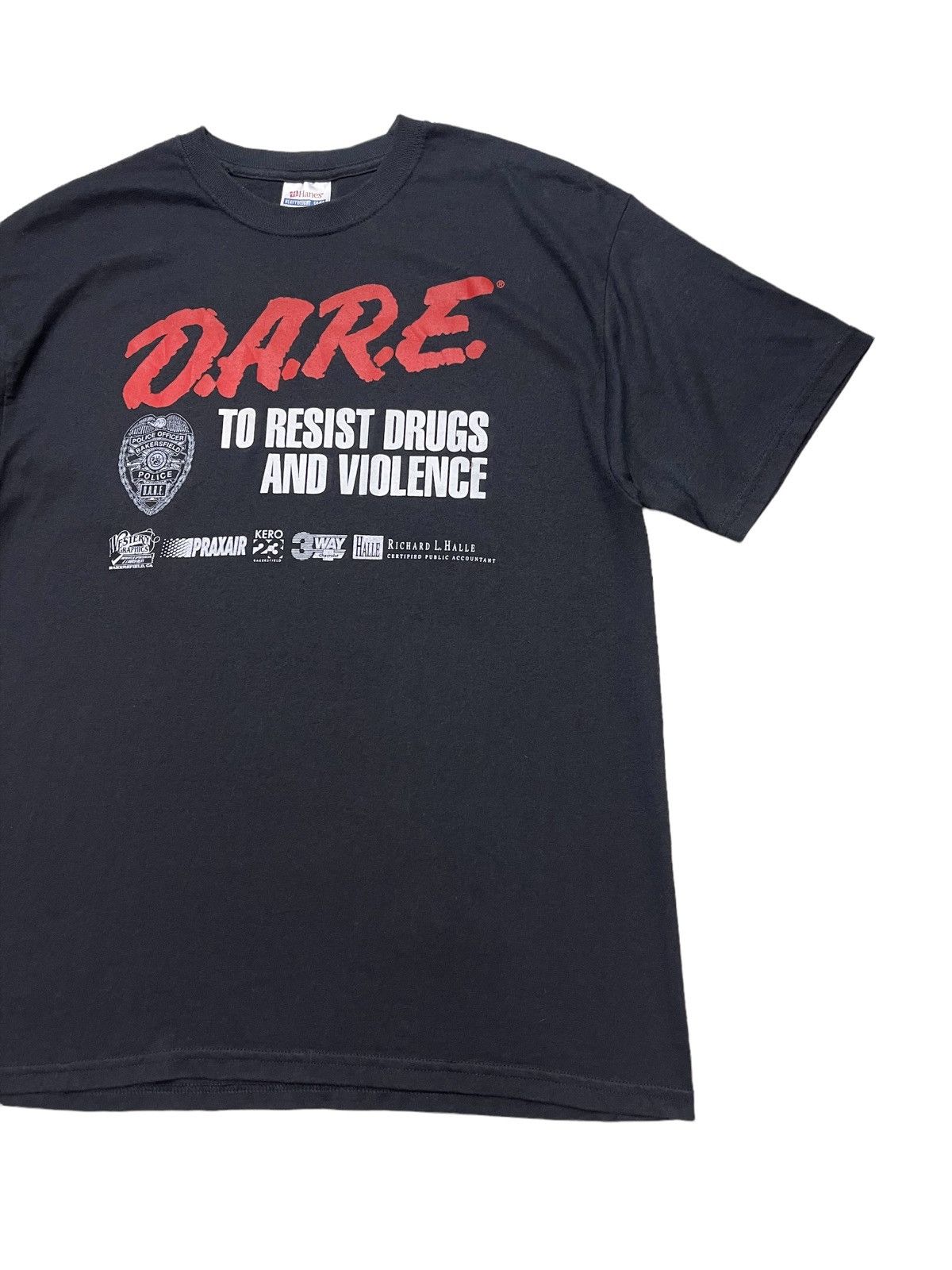 Vintage Vintage D.A.R.E Resist Drugs And Violence Shirt Size US L / EU 52-54 / 3 - 4 Thumbnail
