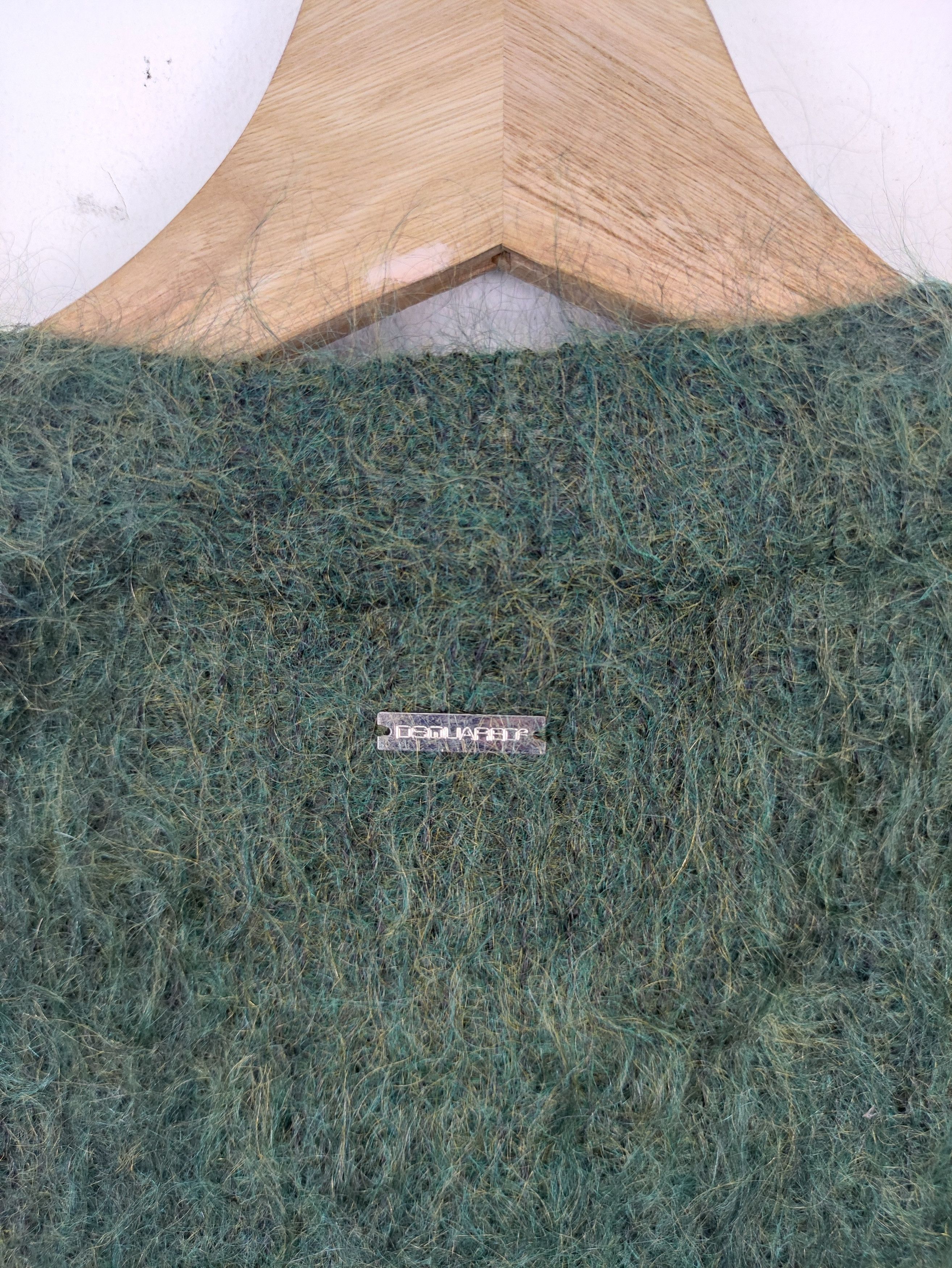 Dsquared2 Vintage Dsquared2 Fuzzy Mohair Sweater Size S / US 4 / IT 40 - 5 Thumbnail