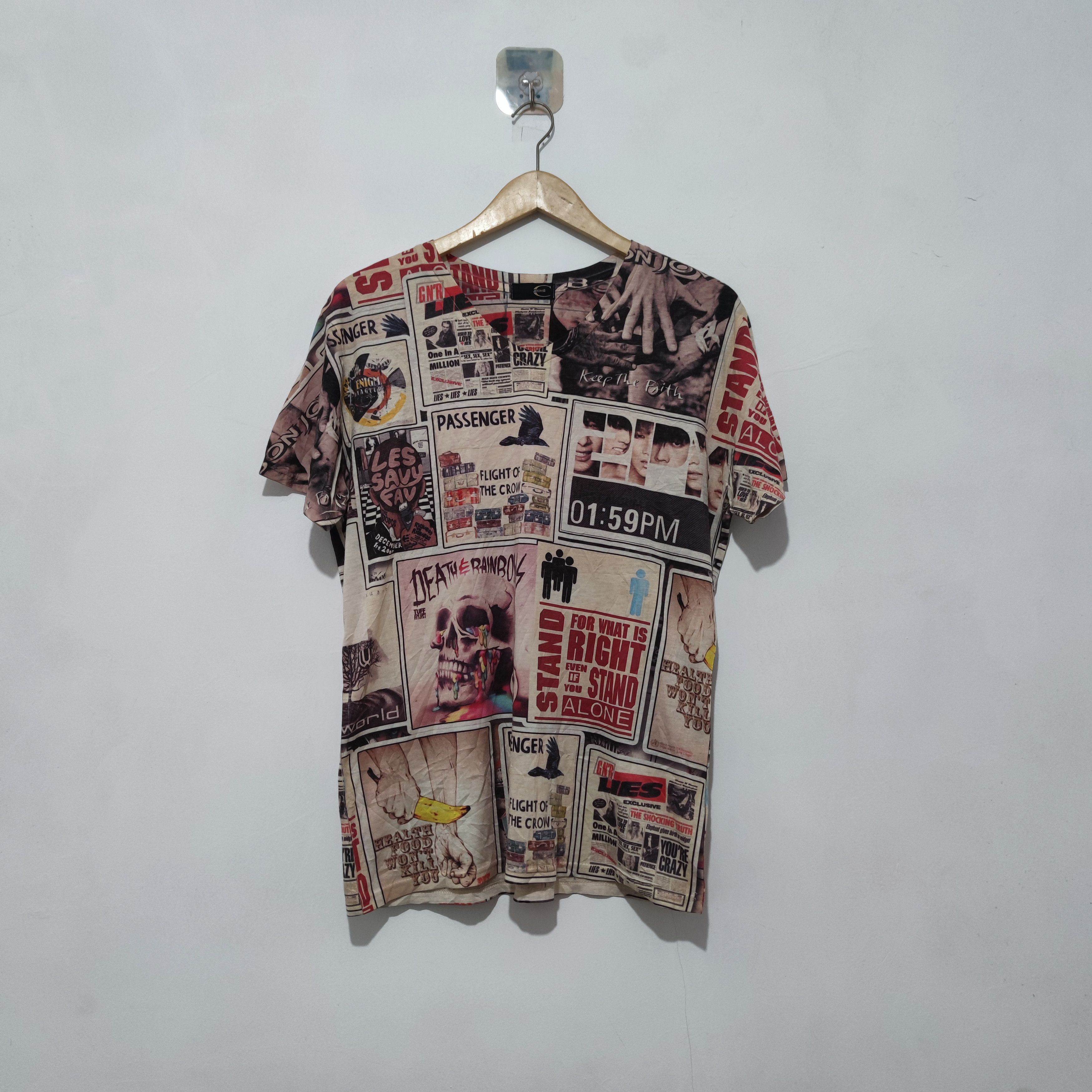 Roberto Cavalli just Cavalli Newspaper Pattern Size US XXL / EU 58 / 5 - 2 Thumbnail