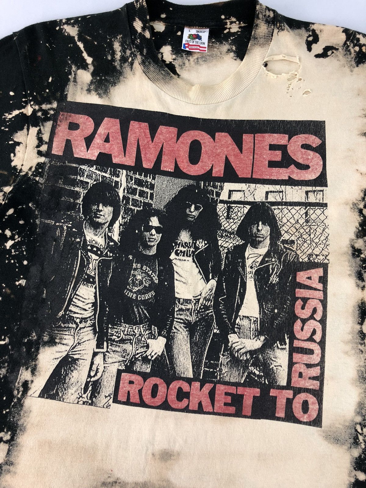 Band Tees × Vintage 80s Ramones Rocket To Russia American Punk Rock Tye Dye Acid Size US M / EU 48-50 / 2 - 4 Thumbnail