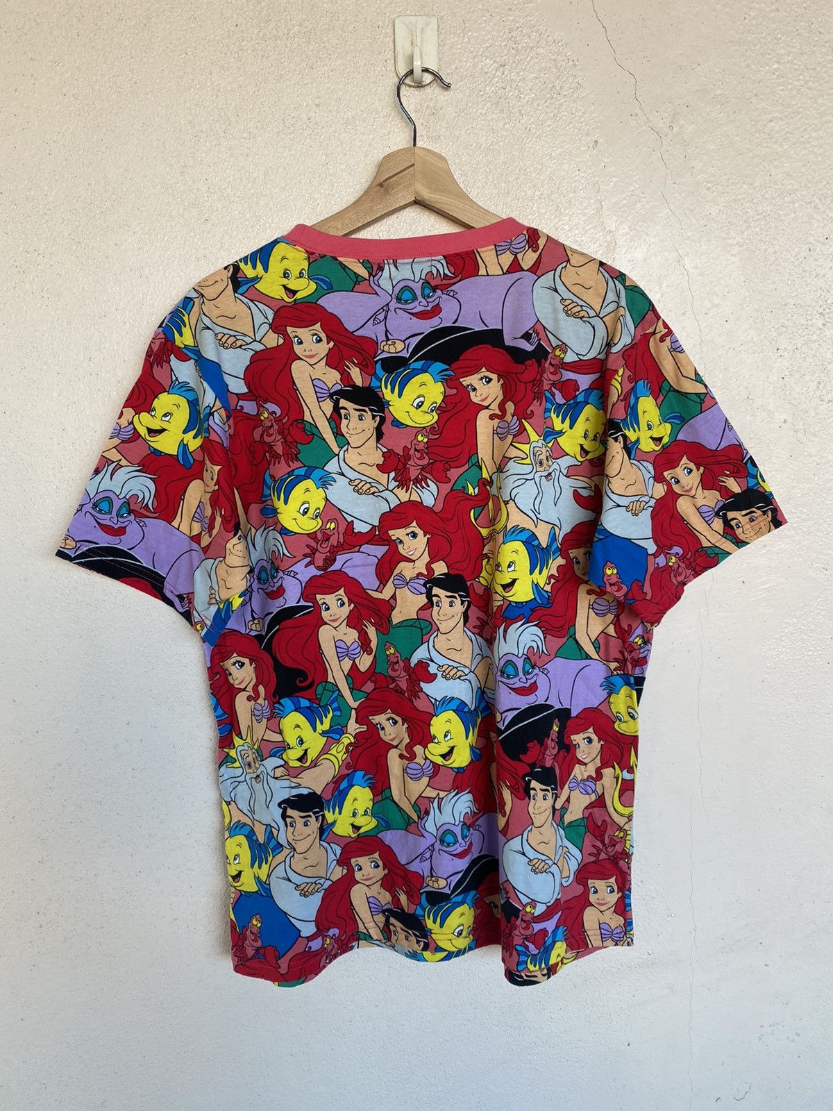 Disney × Vintage Vintage Tokyo Disney Character Aladdin Tshirt Fullprint Size US L / EU 52-54 / 3 - 3 Thumbnail