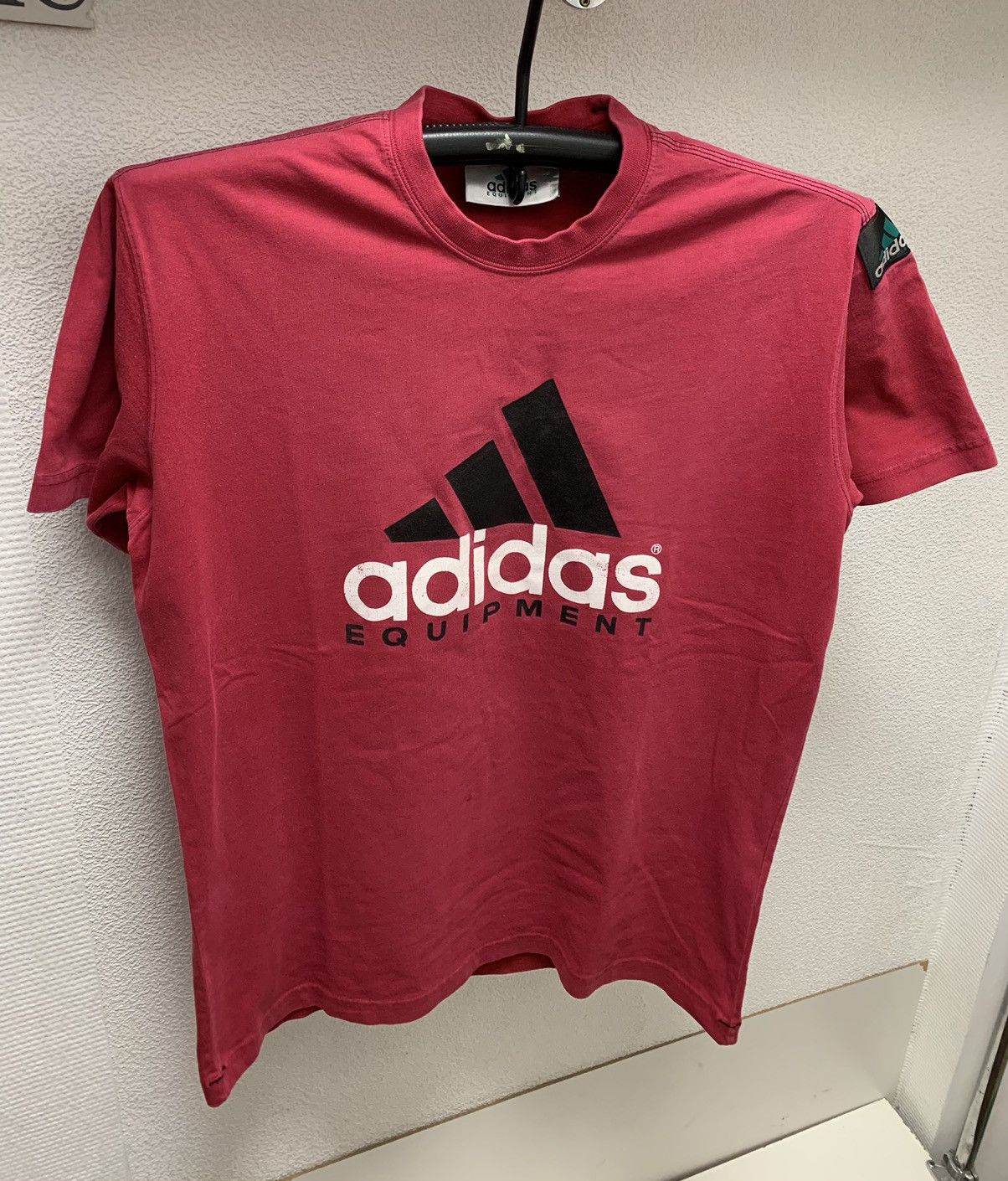 Adidas Adidas equipment vintage 1990 big logo t-shirt M sz Size US M / EU 48-50 / 2 - 1 Thumbnail