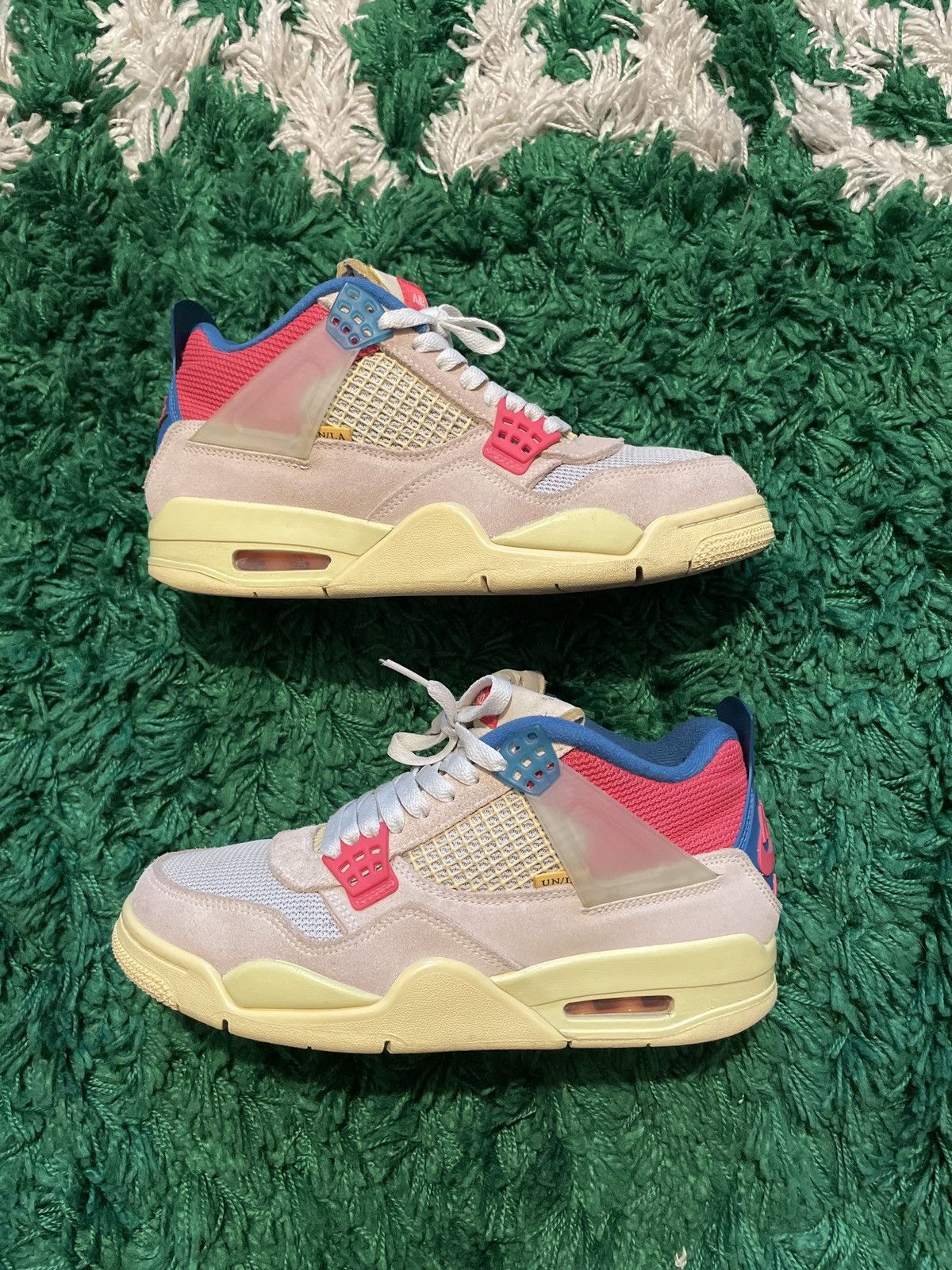 image of Jordan Union La Jordan 4 Union Guava Ice 7.5 Shoes, Men's
