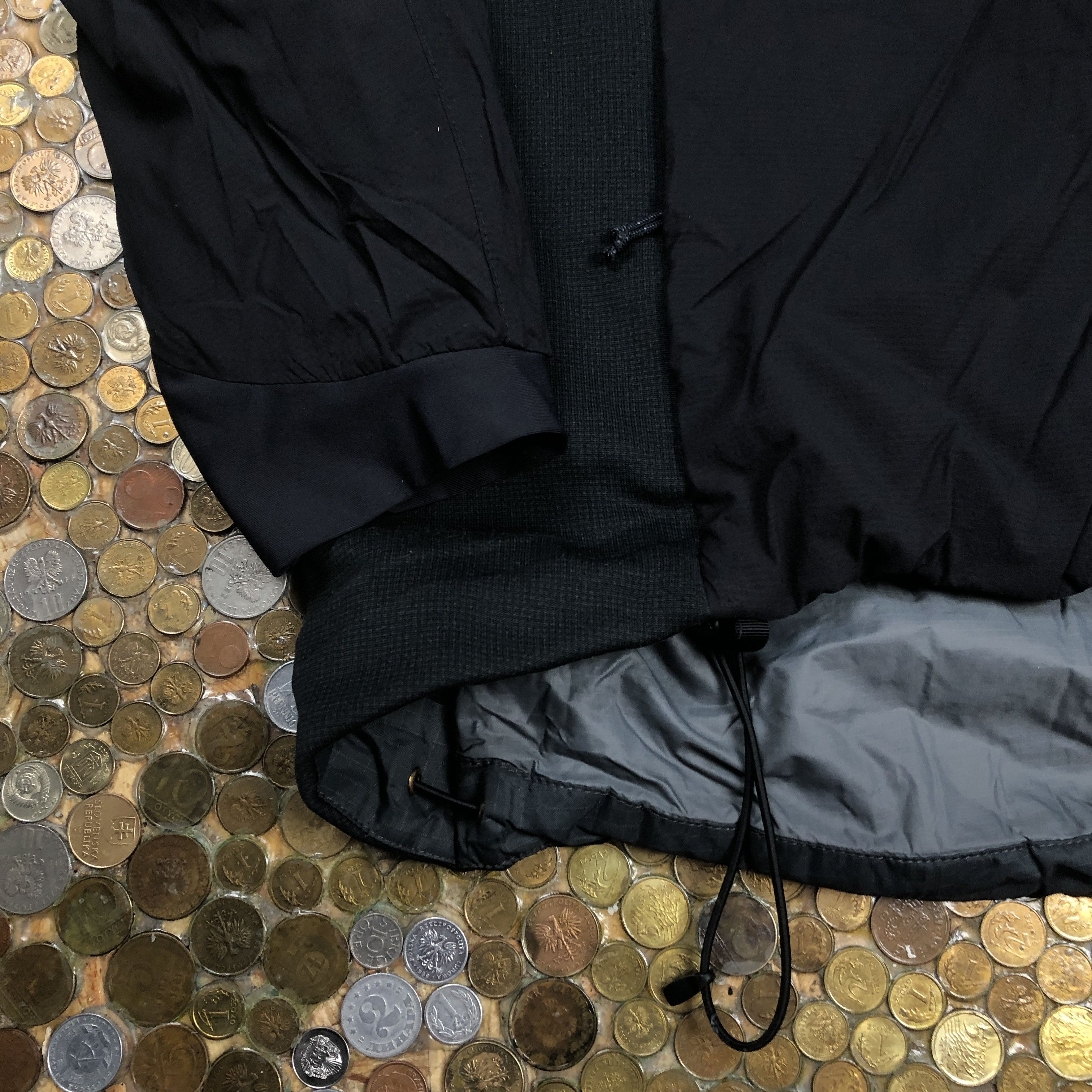 Arc'teryx Arc'Teryx jacket with hoodie Size US L / EU 52-54 / 3 - 2 Thumbnail
