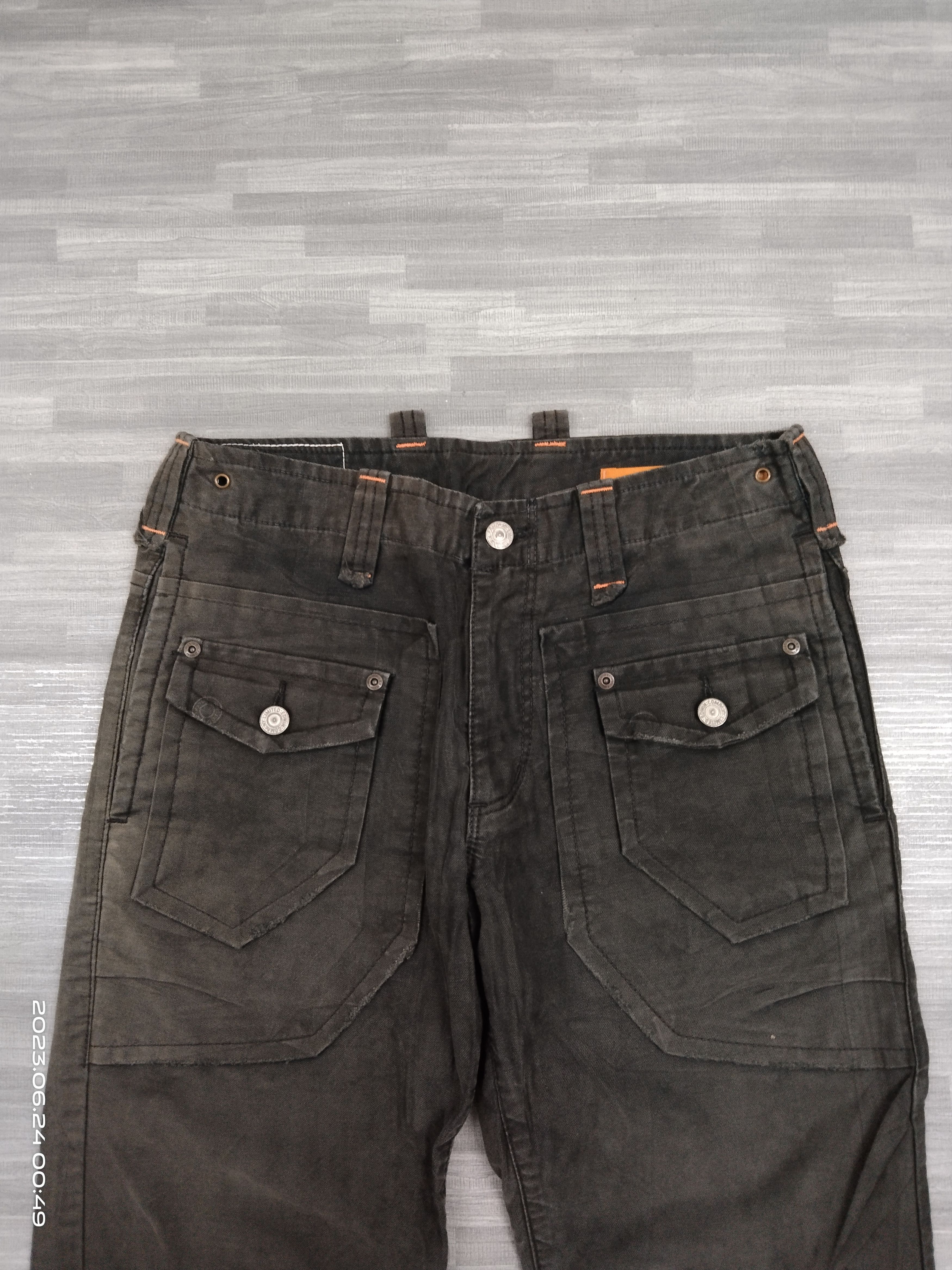 Edwin FLARE SUN FADE BLACK BUSHPANTS EDWIN LIMITED PANTS Size US 28 / EU 44 - 4 Thumbnail