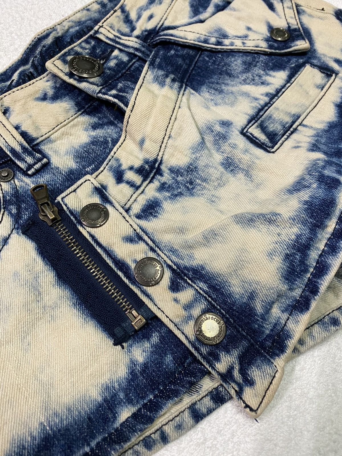 Japanese Brand Double Focus Acid Wash Short Jeans Size 29" - 8 Thumbnail