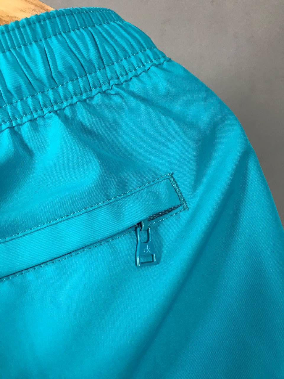 Calvin Klein Calvin Klein lampas luxury streetwear shorts Size US 34 / EU 50 - 8 Thumbnail
