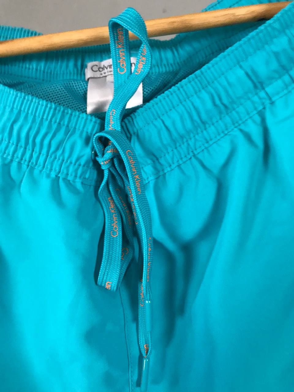 Calvin Klein Calvin Klein lampas luxury streetwear shorts Size US 34 / EU 50 - 4 Thumbnail