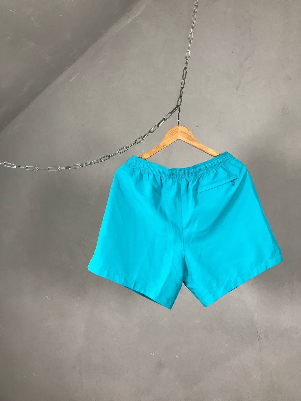 Calvin Klein Calvin Klein lampas luxury streetwear shorts Size US 34 / EU 50 - 7 Thumbnail