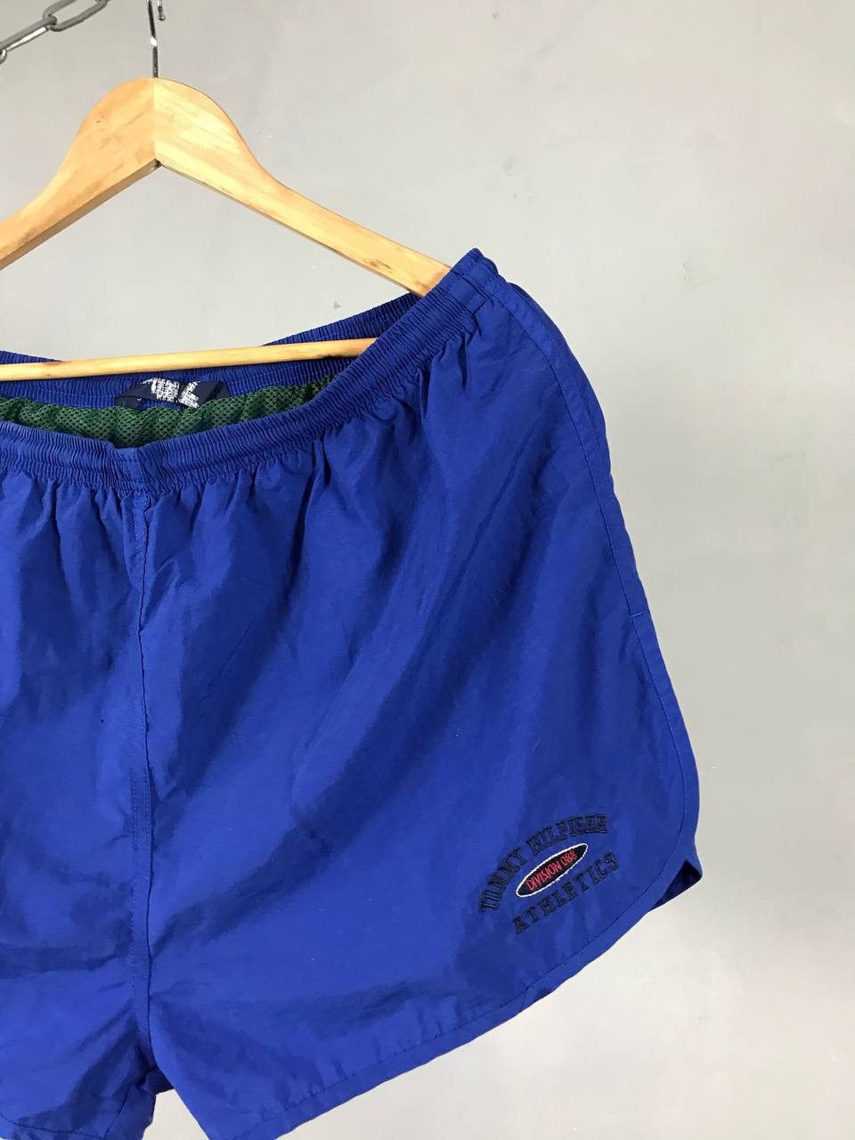 Tommy Hilfiger Tommy Hilfiger vintage luxury shorts Size US 34 / EU 50 - 2 Thumbnail