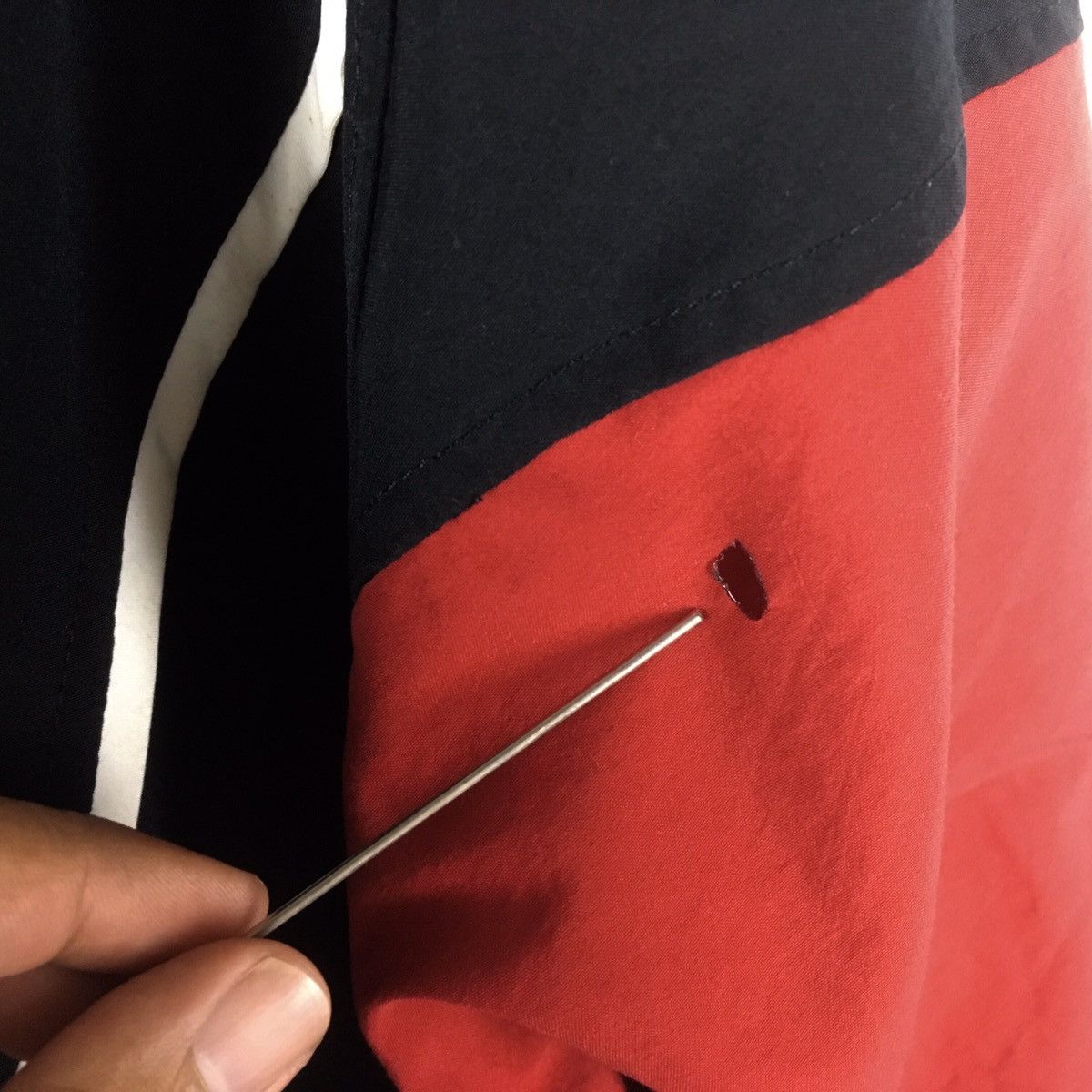 Nike × Vintage Vintage Nike Basketball Small Logo Large Size Sweater Size US L / EU 52-54 / 3 - 8 Thumbnail