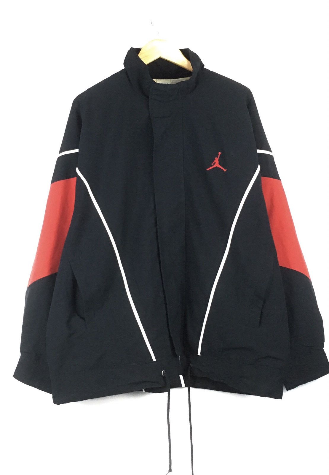 Nike × Vintage Vintage Nike Basketball Small Logo Large Size Sweater Size US L / EU 52-54 / 3 - 1 Thumbnail