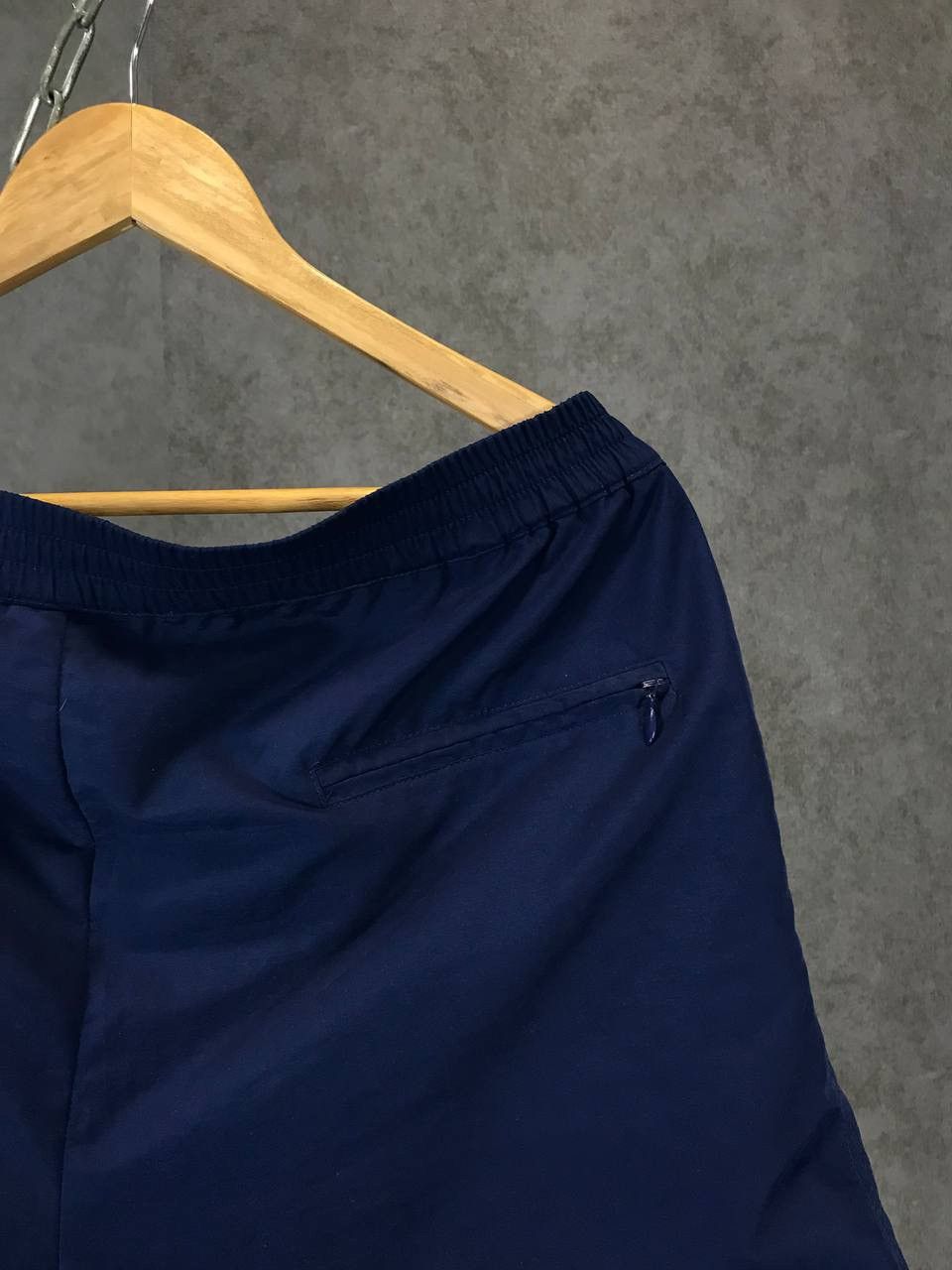 Vintage Nike swoosh streetwear vintage shorts Size US 36 / EU 52 - 8 Thumbnail