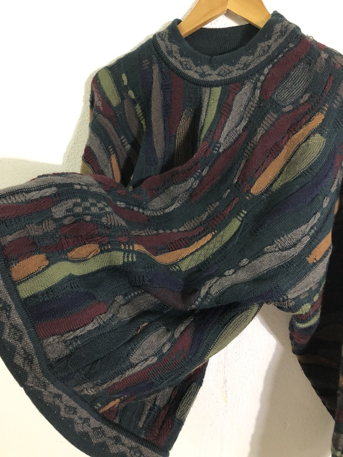Coogi Vintage Coogi Cable Knitwear Made In Australia Biggie Style Size US M / EU 48-50 / 2 - 8 Thumbnail