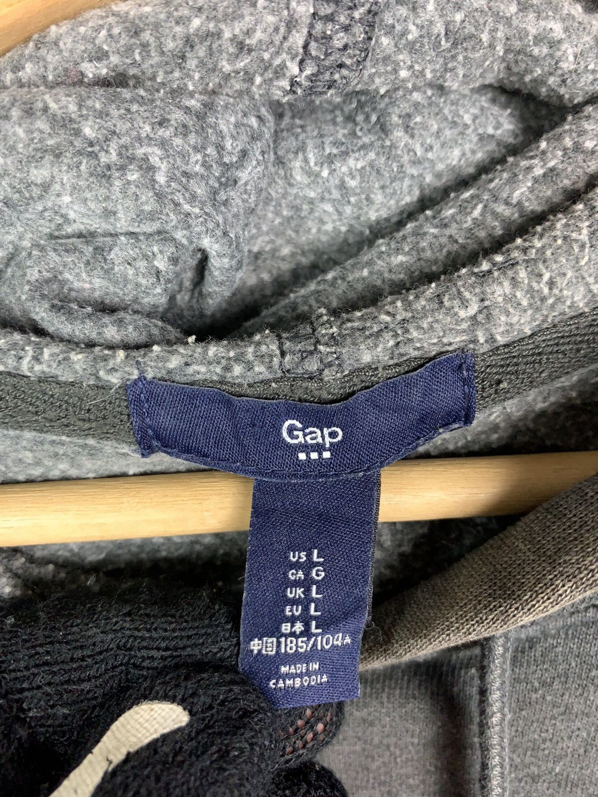 Gap × Vintage Vintage Sweatshirts Gap Hoodie Size US L / EU 52-54 / 3 - 7 Thumbnail
