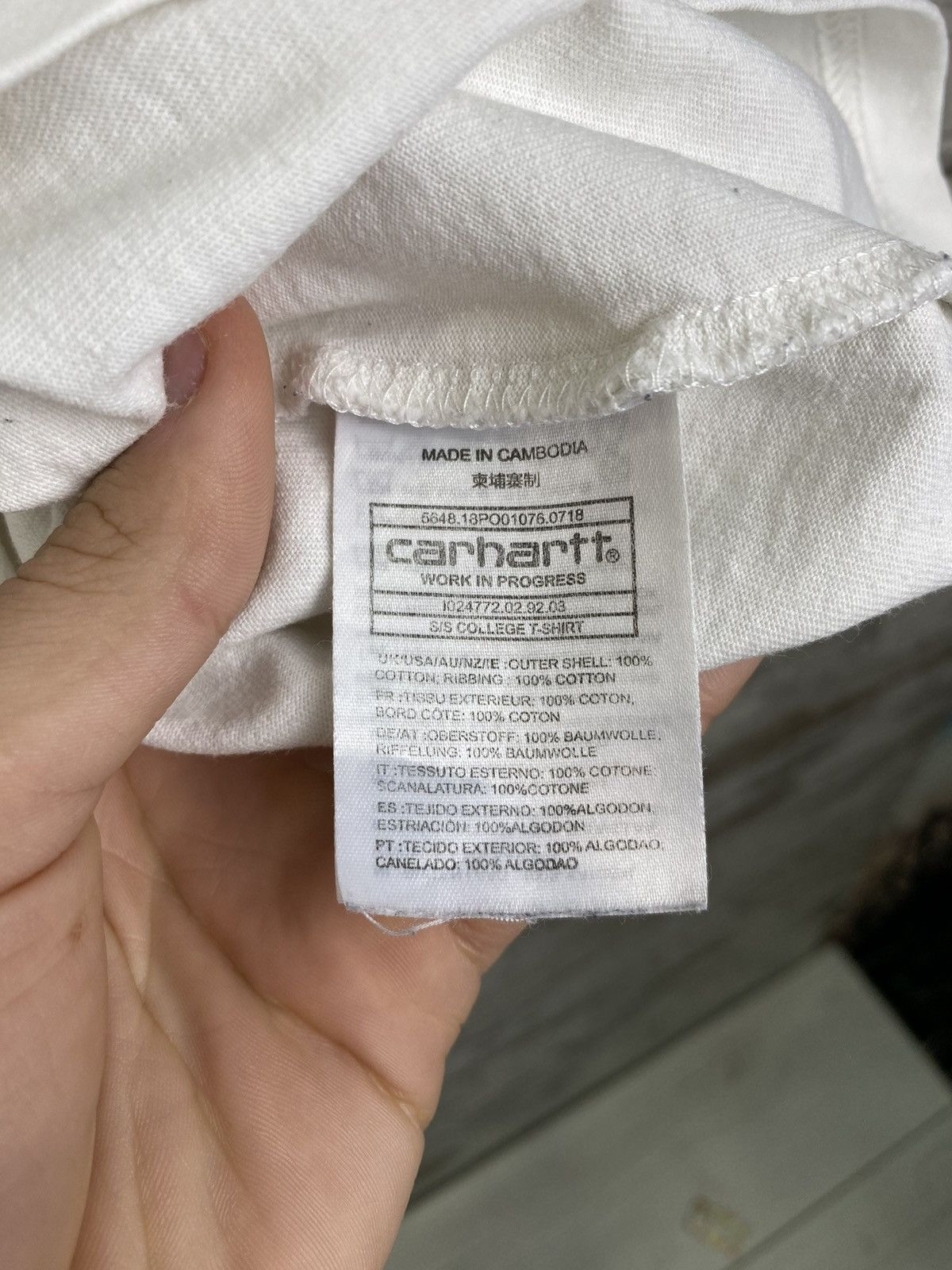 Carhartt Wip Mens Vintage Carhartt Wip T-Shirt streetwear y2k tee rare Size US M / EU 48-50 / 2 - 7 Thumbnail