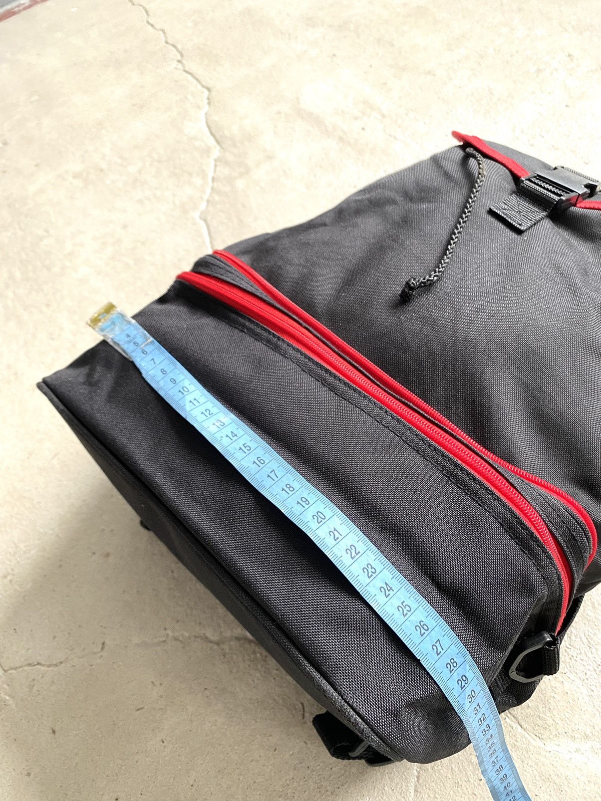 Marlboro 90’s Rare! Vintage Marlboro Bagpack Transformer Bag Hype Size ONE SIZE - 13 Thumbnail