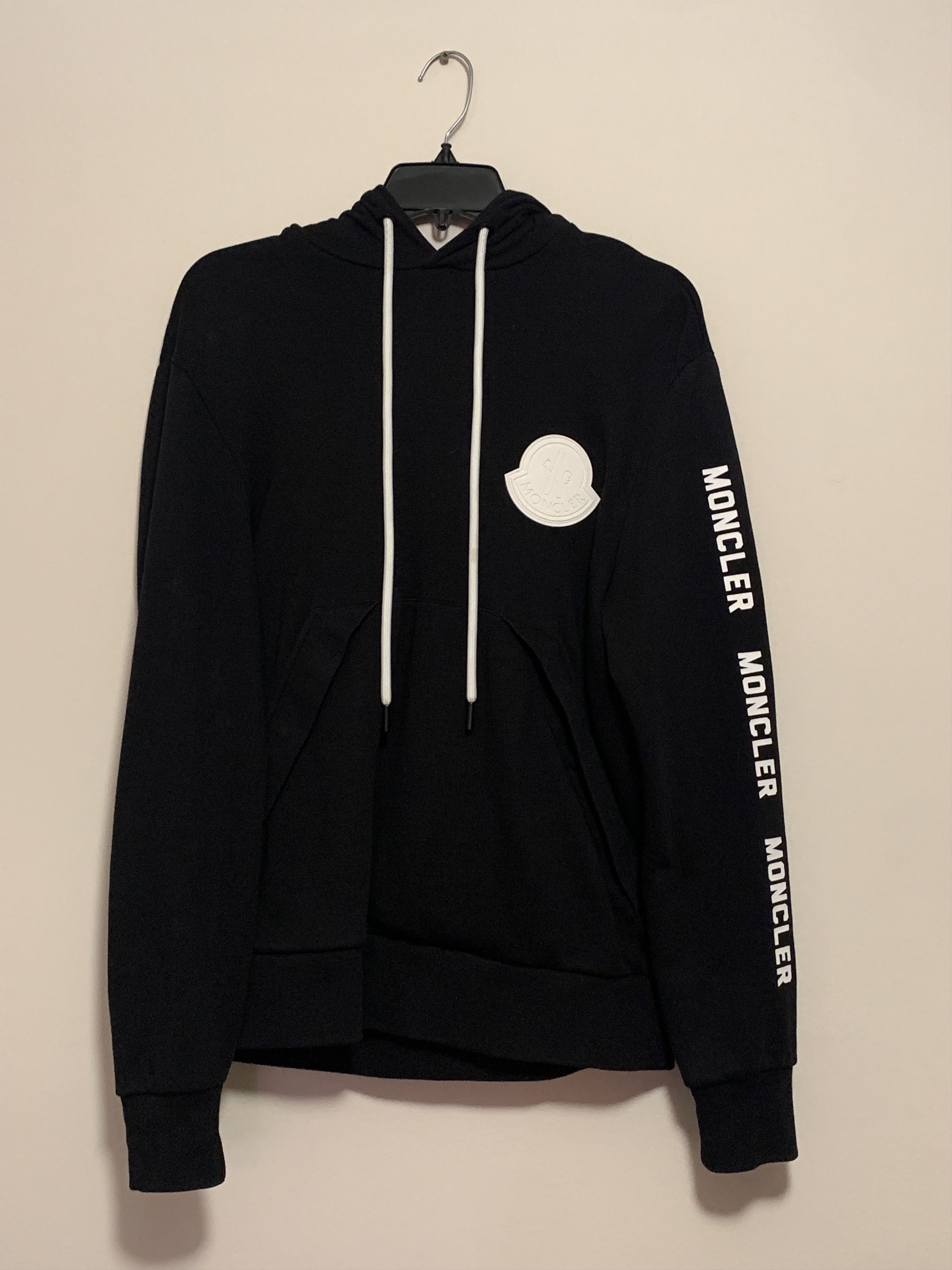 Moncler big logo hoodie online