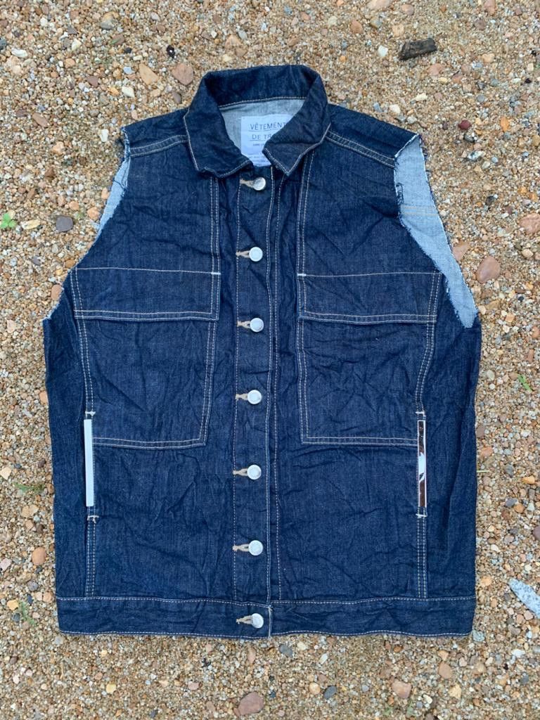 Japanese Brand × Vintage Vêtements De travail Denim Vest Size US M / EU 48-50 / 2 - 3 Thumbnail