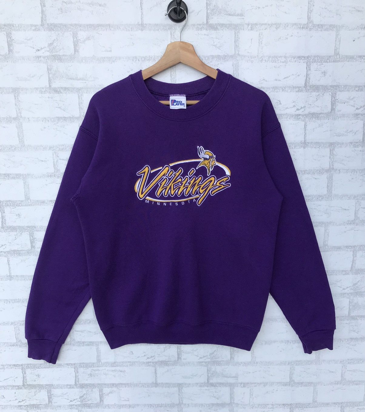 Vintage 90s Pro Player Minnesota Vikings Sweatshirt