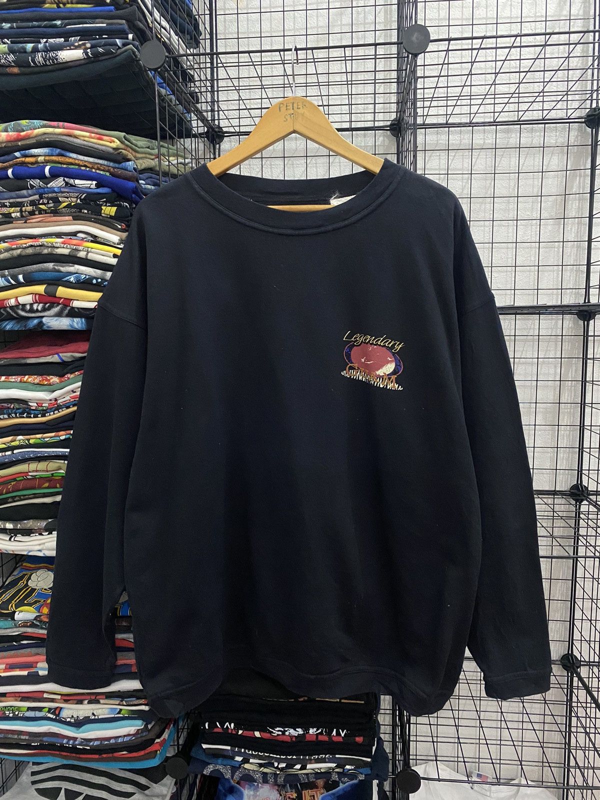 Vintage × Warner Bros Vintage Lagendary Guam Sweater by Warner Bros Size US L / EU 52-54 / 3 - 2 Thumbnail