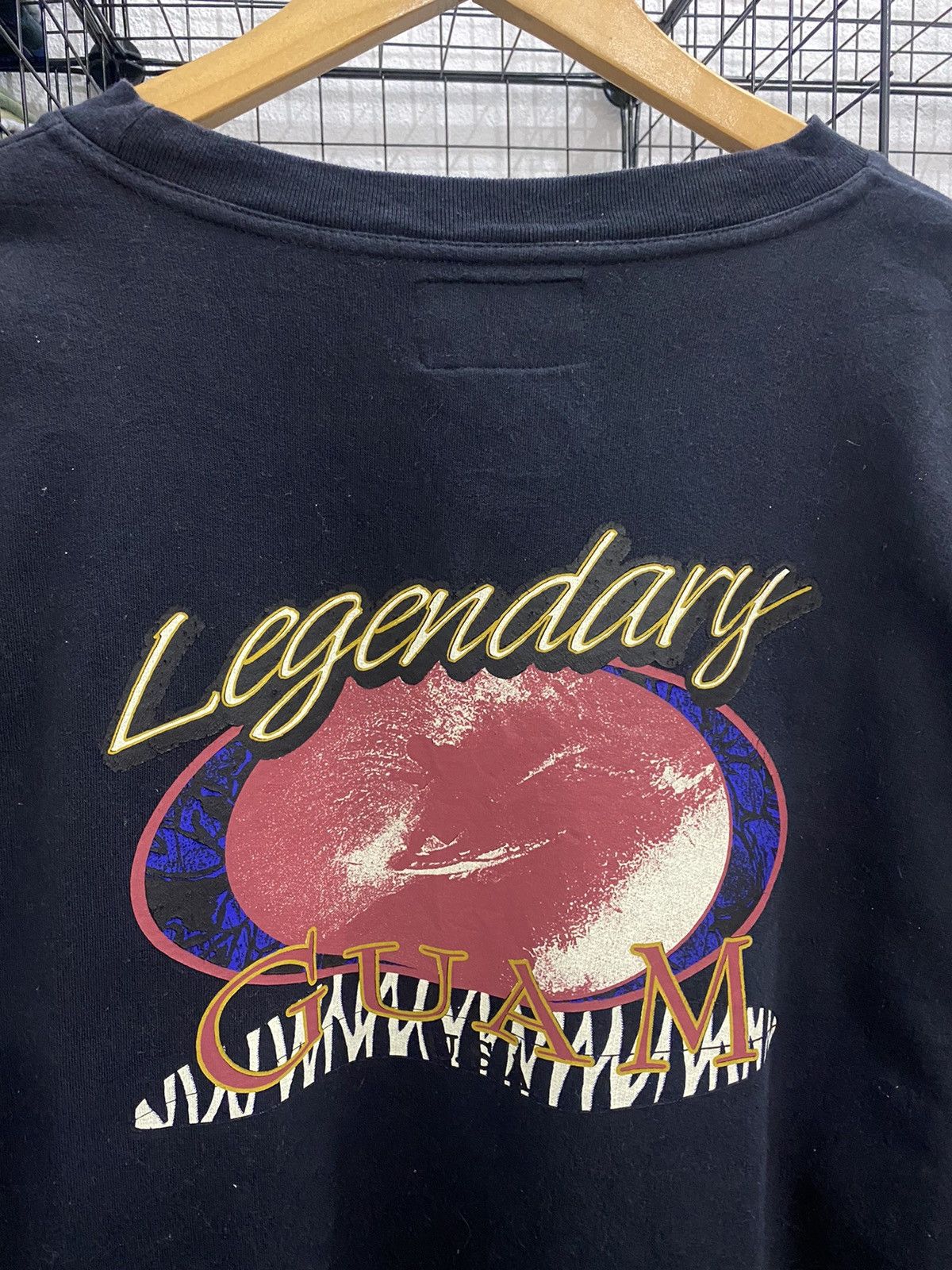 Vintage × Warner Bros Vintage Lagendary Guam Sweater by Warner Bros Size US L / EU 52-54 / 3 - 3 Thumbnail