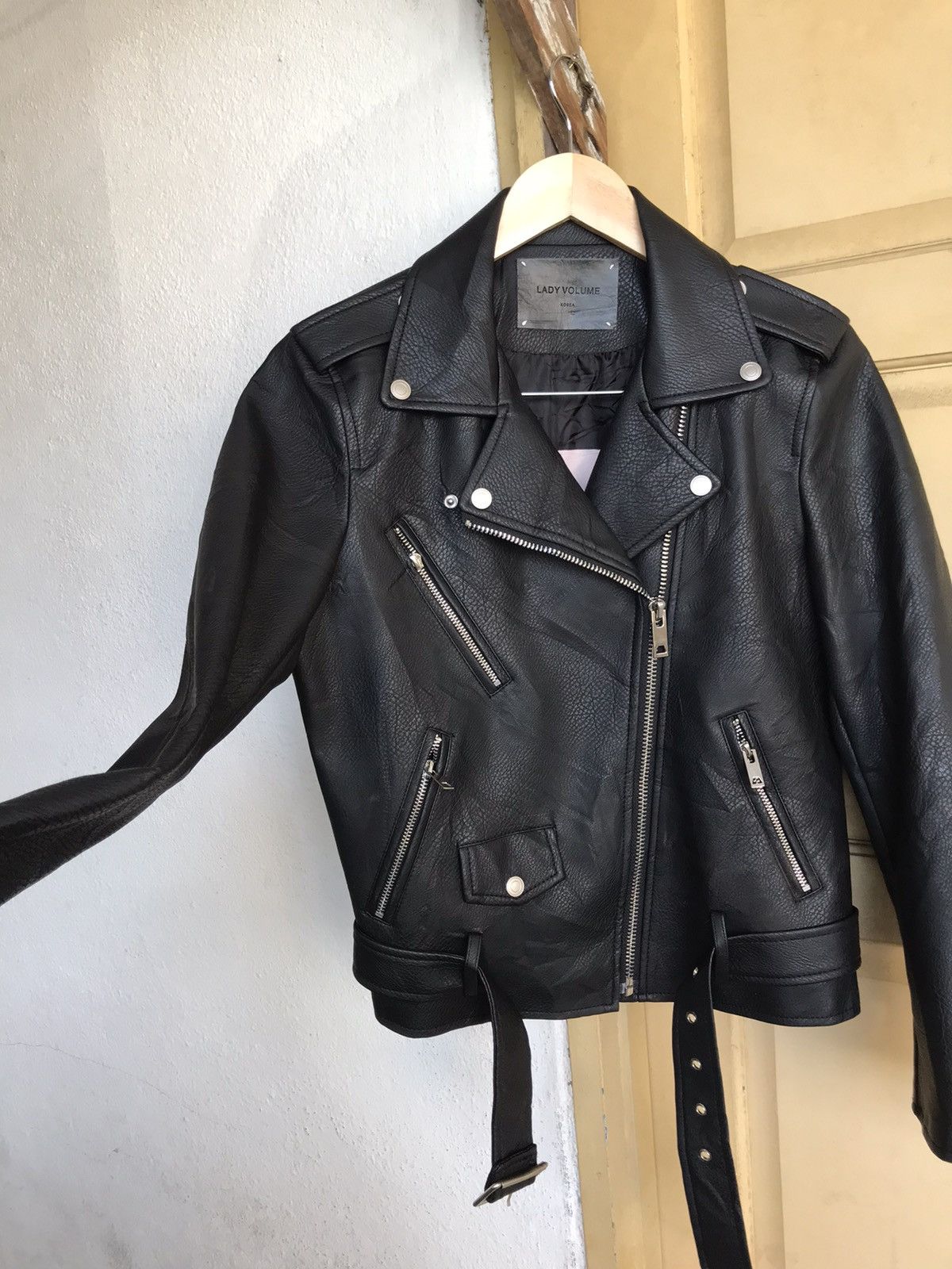 Seditionaries Nice❗️Korean Brands Lady Volume Faux Leather Jacket Women Size M / US 6-8 / IT 42-44 - 10 Thumbnail
