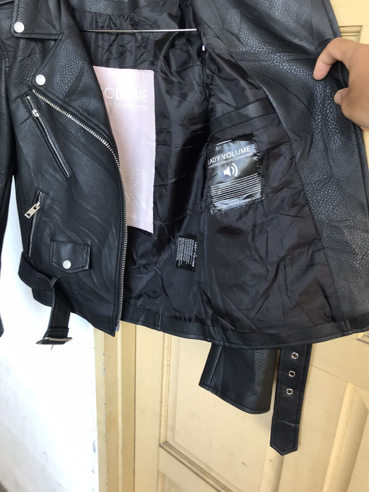 Seditionaries Nice❗️Korean Brands Lady Volume Faux Leather Jacket Women Size M / US 6-8 / IT 42-44 - 16 Thumbnail