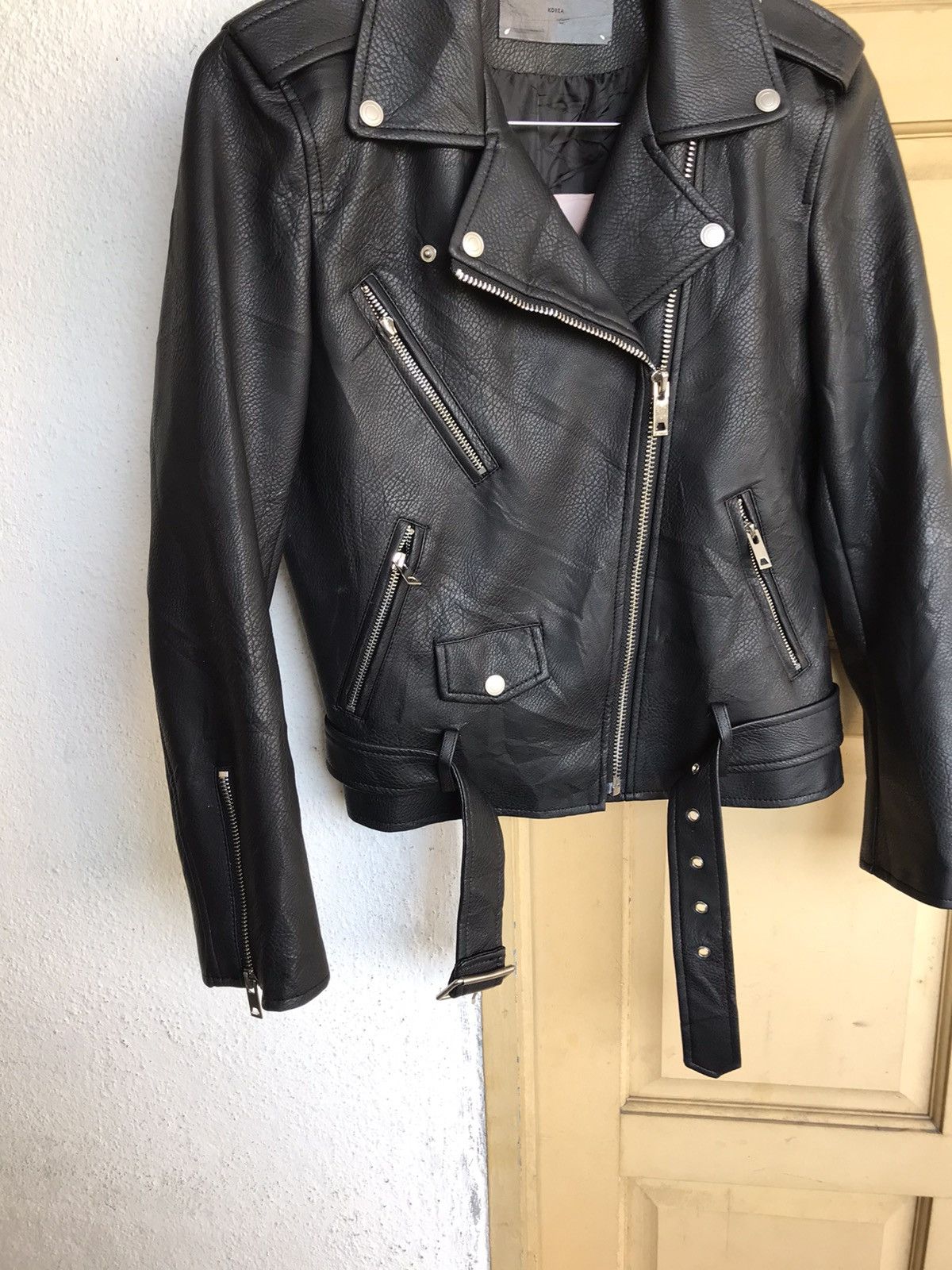 Seditionaries Nice❗️Korean Brands Lady Volume Faux Leather Jacket Women Size M / US 6-8 / IT 42-44 - 5 Thumbnail