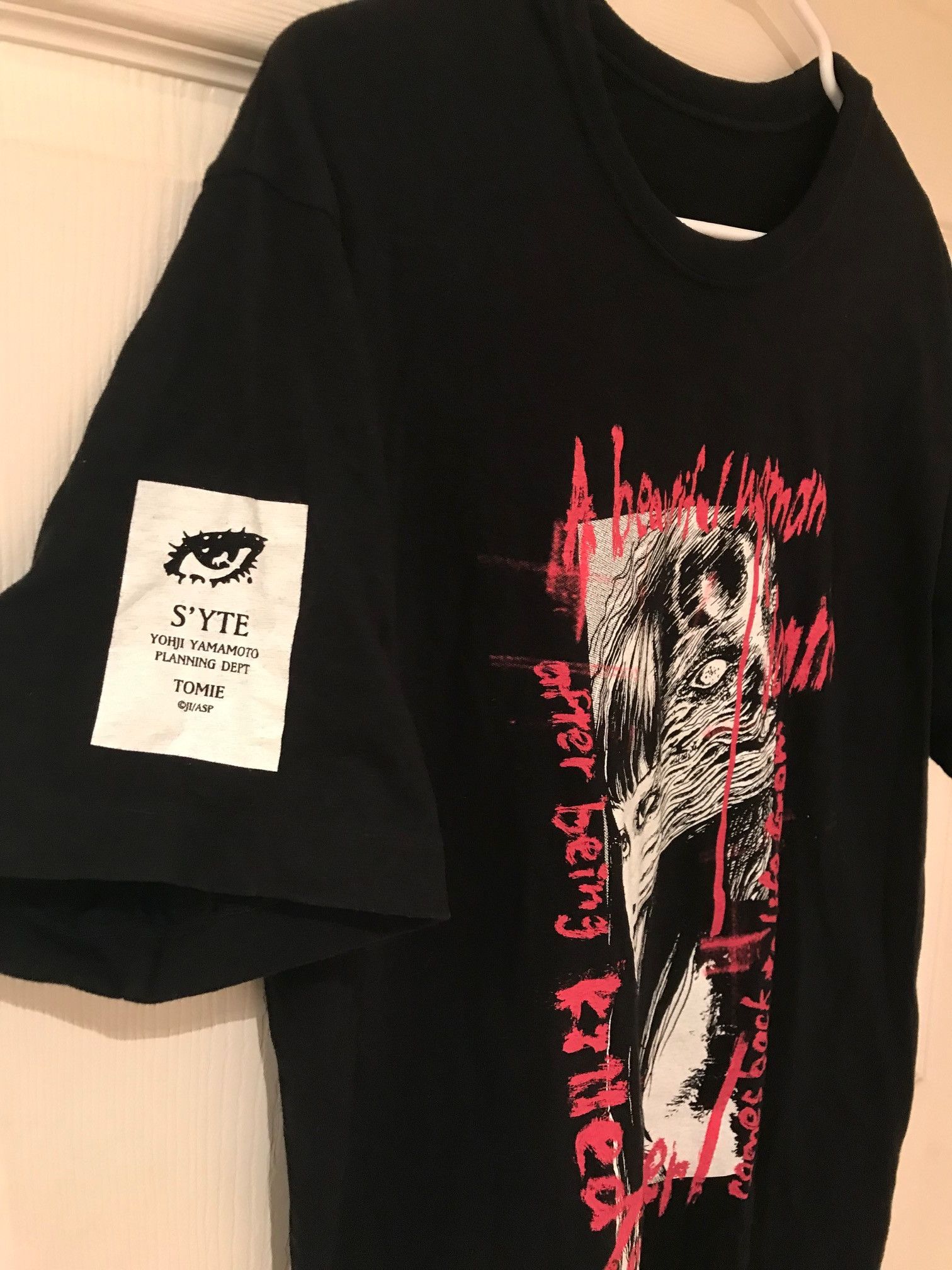 Yohji Yamamoto Junji Ito x Yohji Yamamoto "Tomie" Out of Body Tee Size US L / EU 52-54 / 3 - 3 Thumbnail